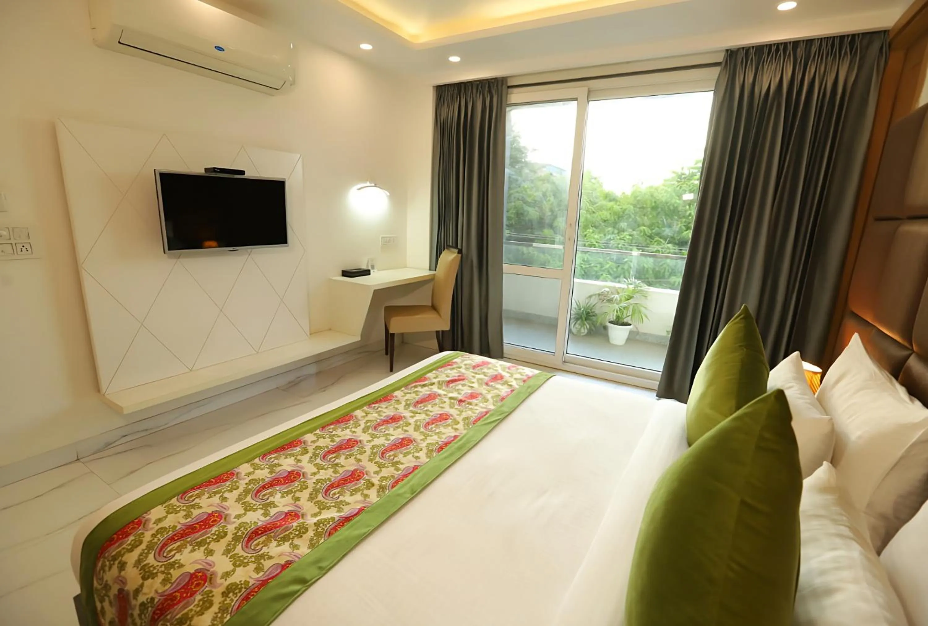 Bed in Hotel Keshav Residency - Medicity Gurugram, near Medanta Hospital, Pure Vegetarian