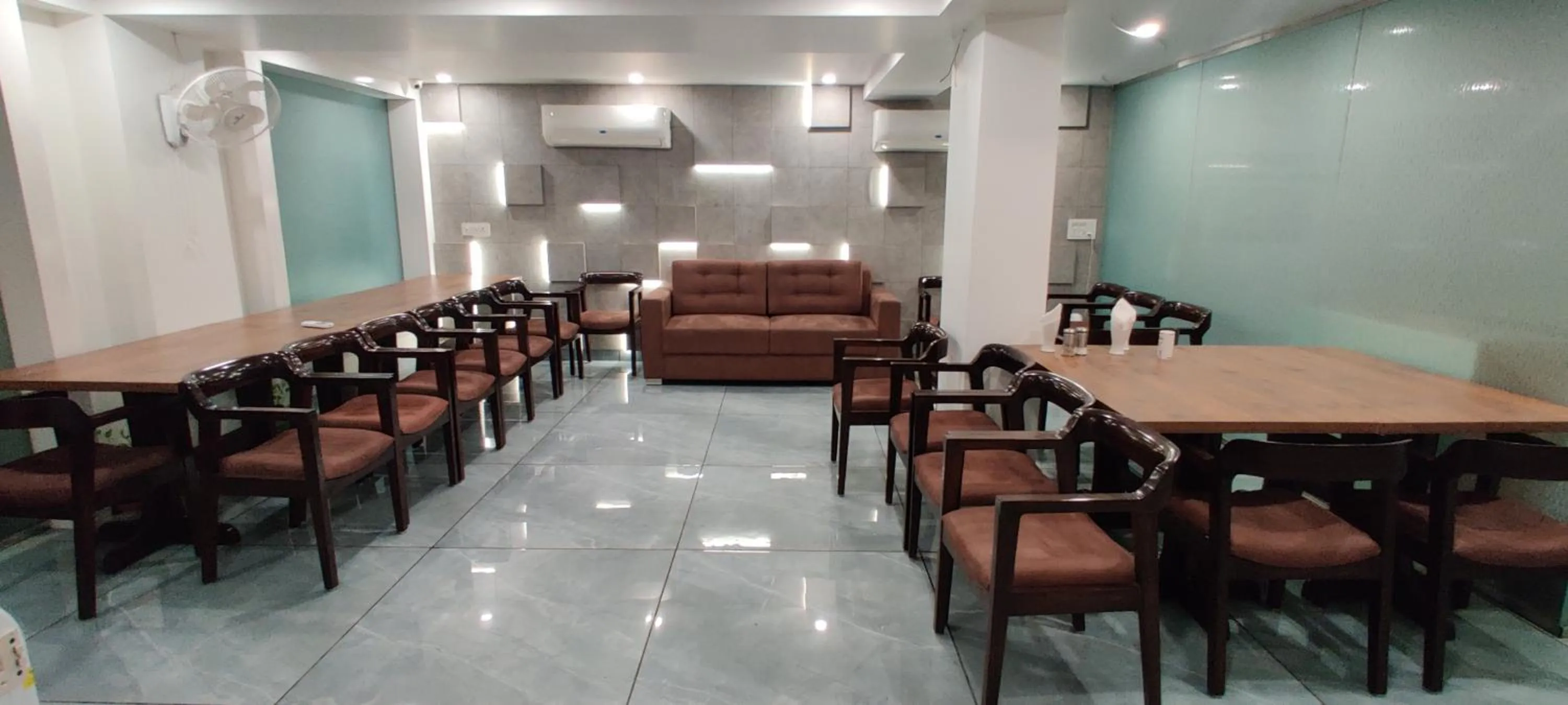 Restaurant/places to eat in Hotel Keshav Residency - Medicity Gurugram, near Medanta Hospital, Pure Vegetarian