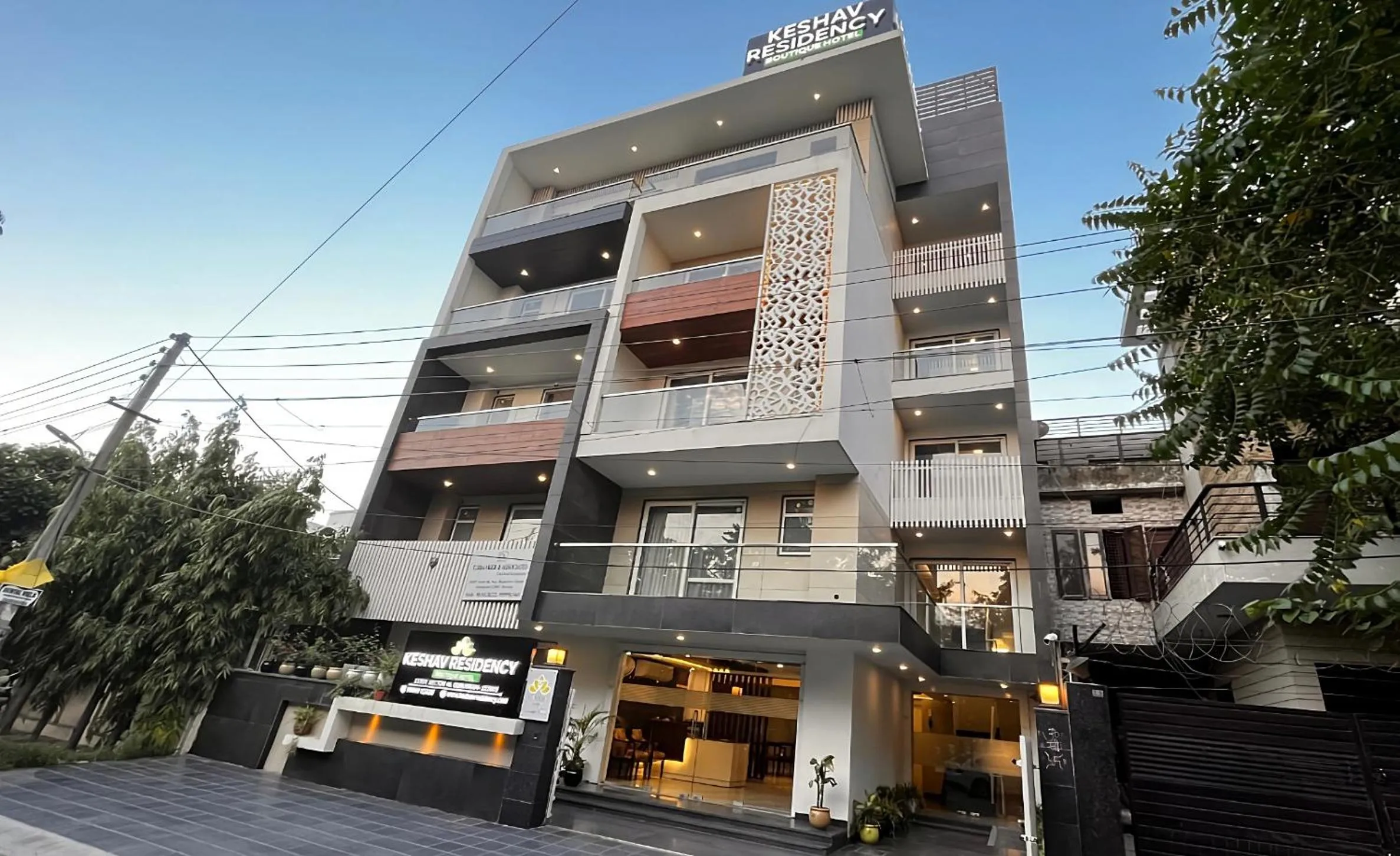 Property building in Hotel Keshav Residency - Medicity Gurugram, near Medanta Hospital, Pure Vegetarian