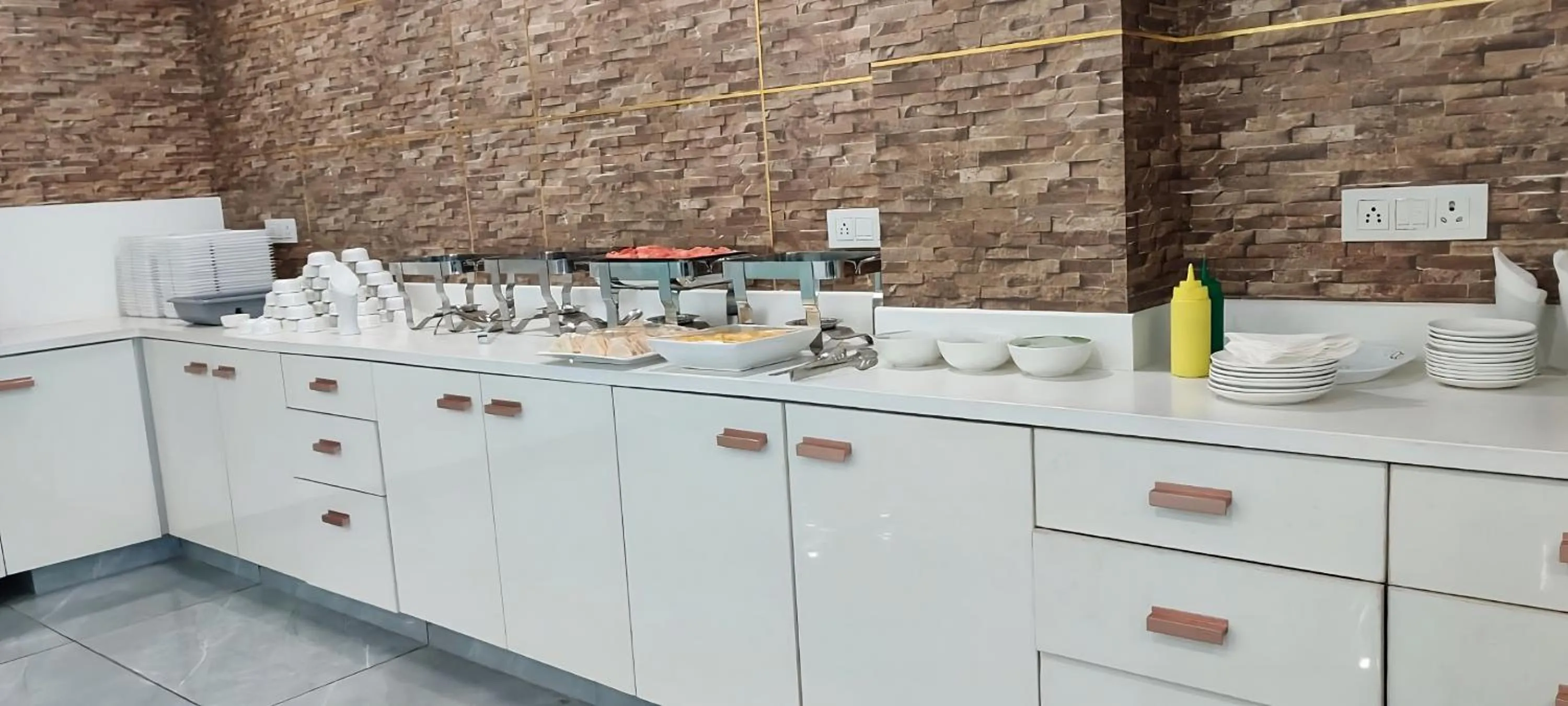 Kitchen or kitchenette in Hotel Keshav Residency - Medicity Gurugram, near Medanta Hospital, Pure Vegetarian