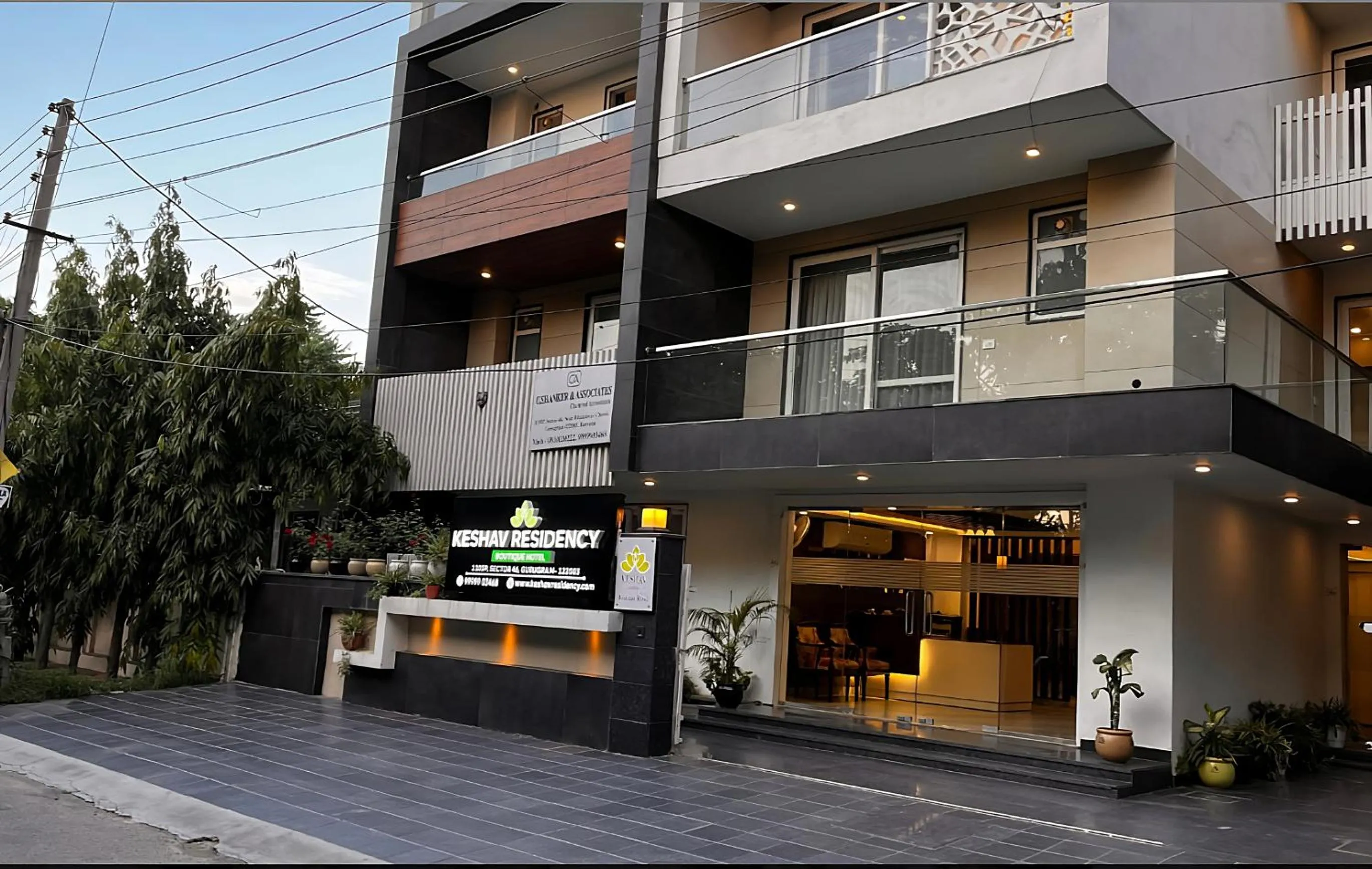 Hotel Keshav Residency - Medicity Gurugram, near Medanta Hospital, Pure Vegetarian