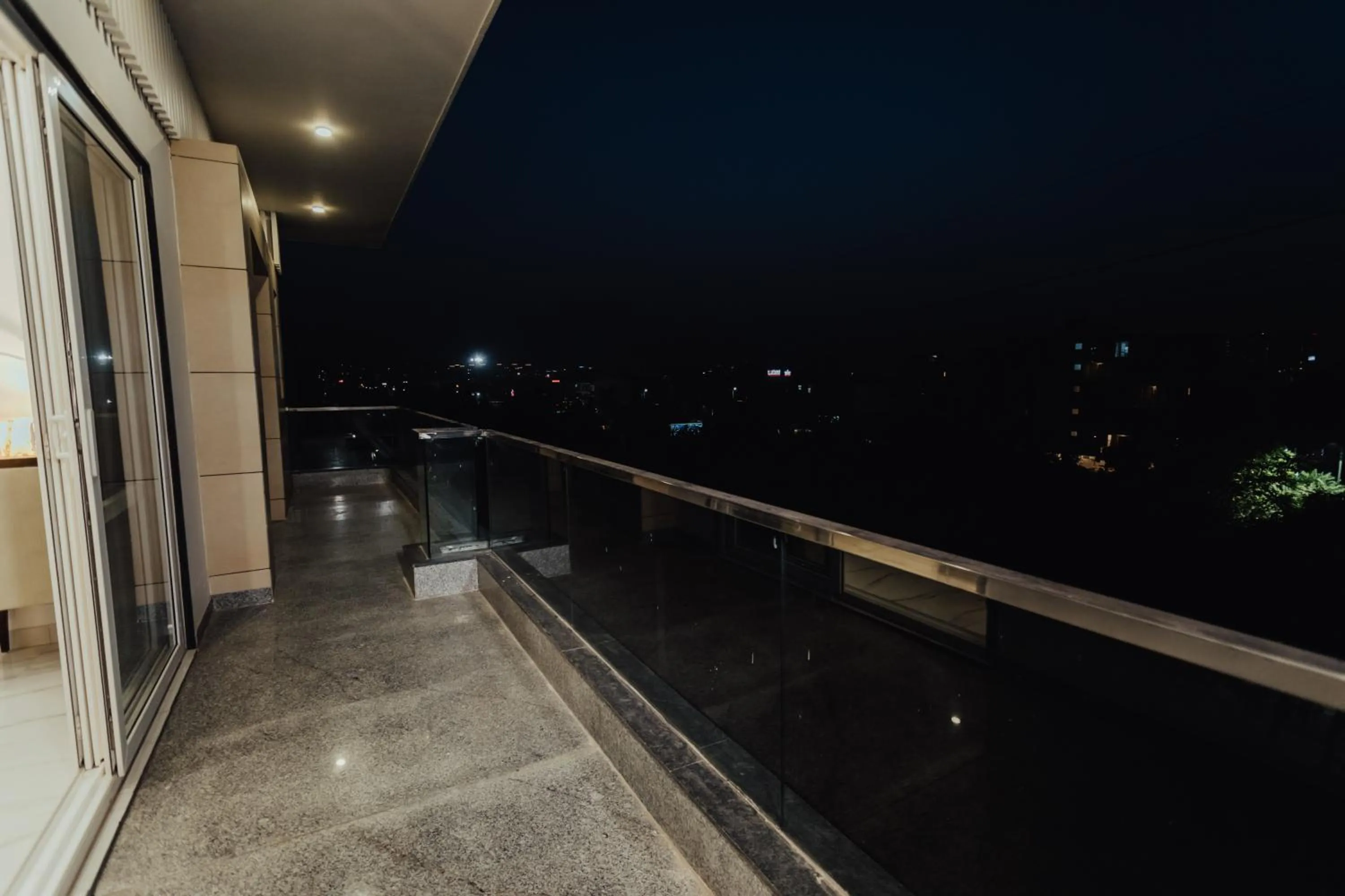 Night in Hotel Keshav Residency - Medicity Gurugram, near Medanta Hospital, Pure Vegetarian