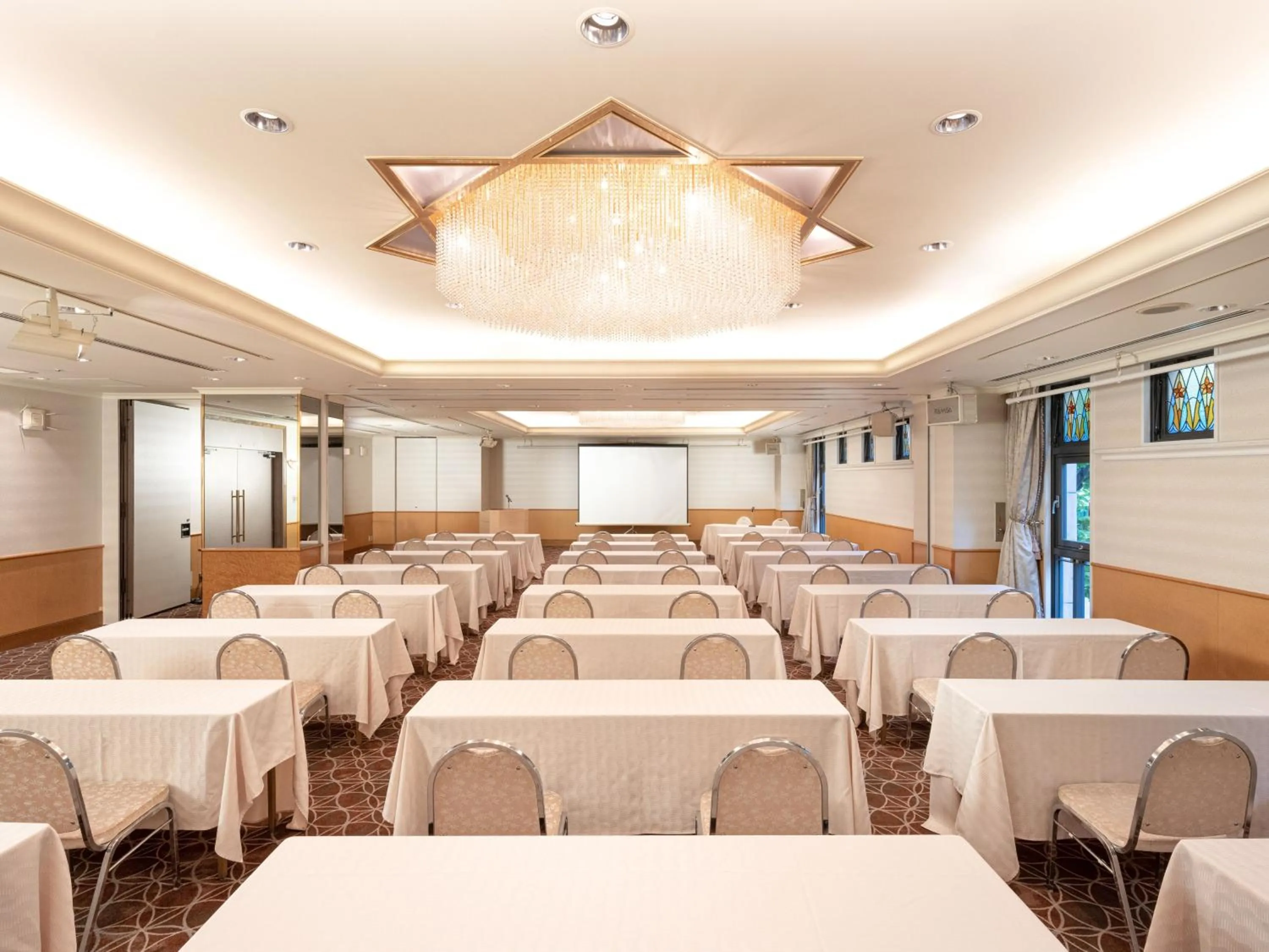 Meeting/conference room in Sotetsu Grand Fresa Hiroshima