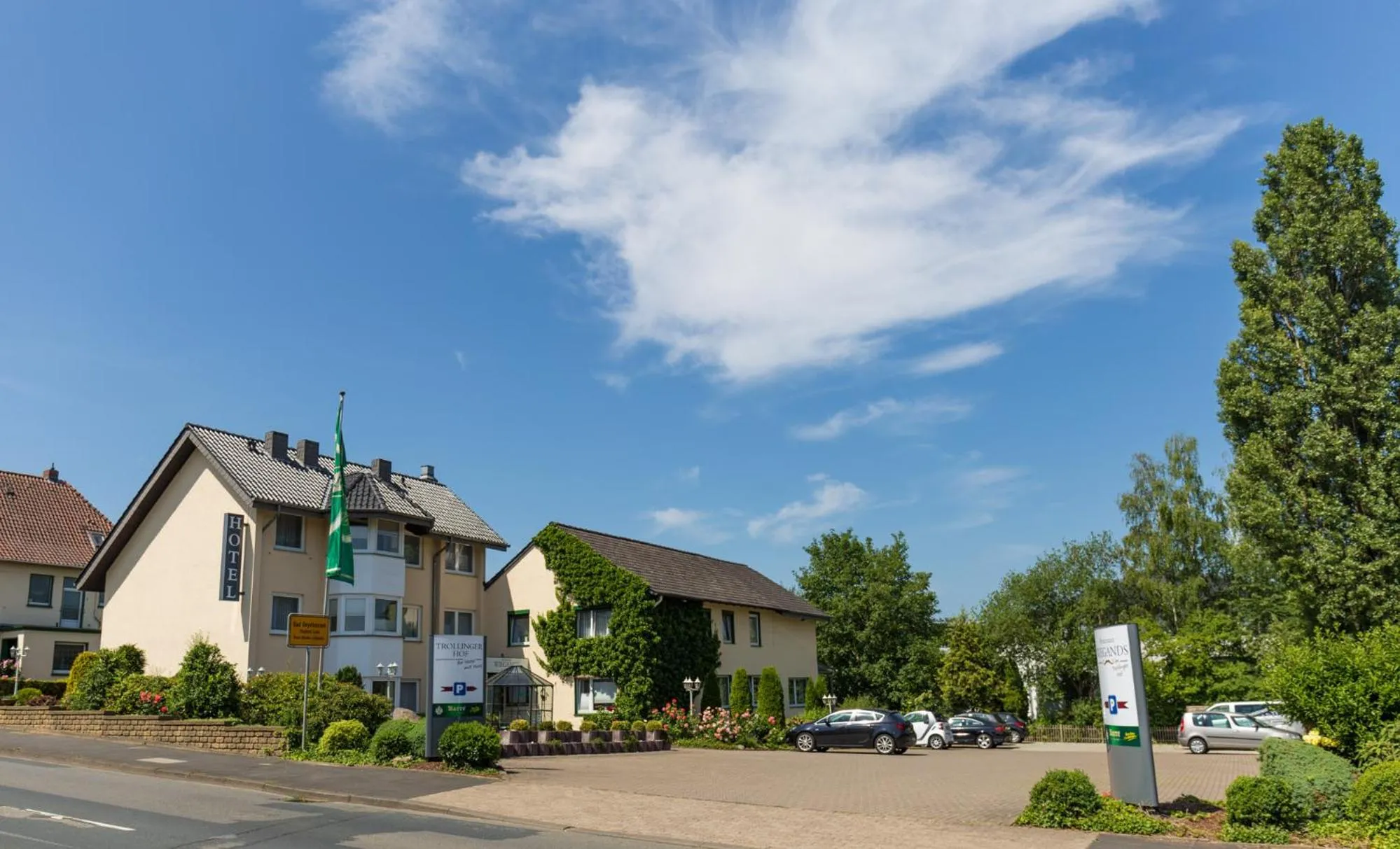 Property building in Trollinger Hof