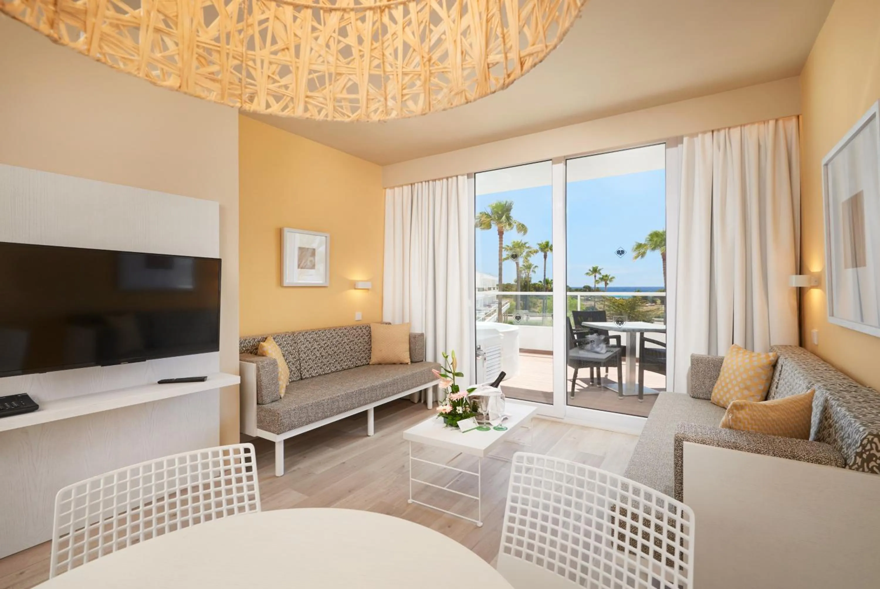 Photo of the whole room in Protur Vista Badia