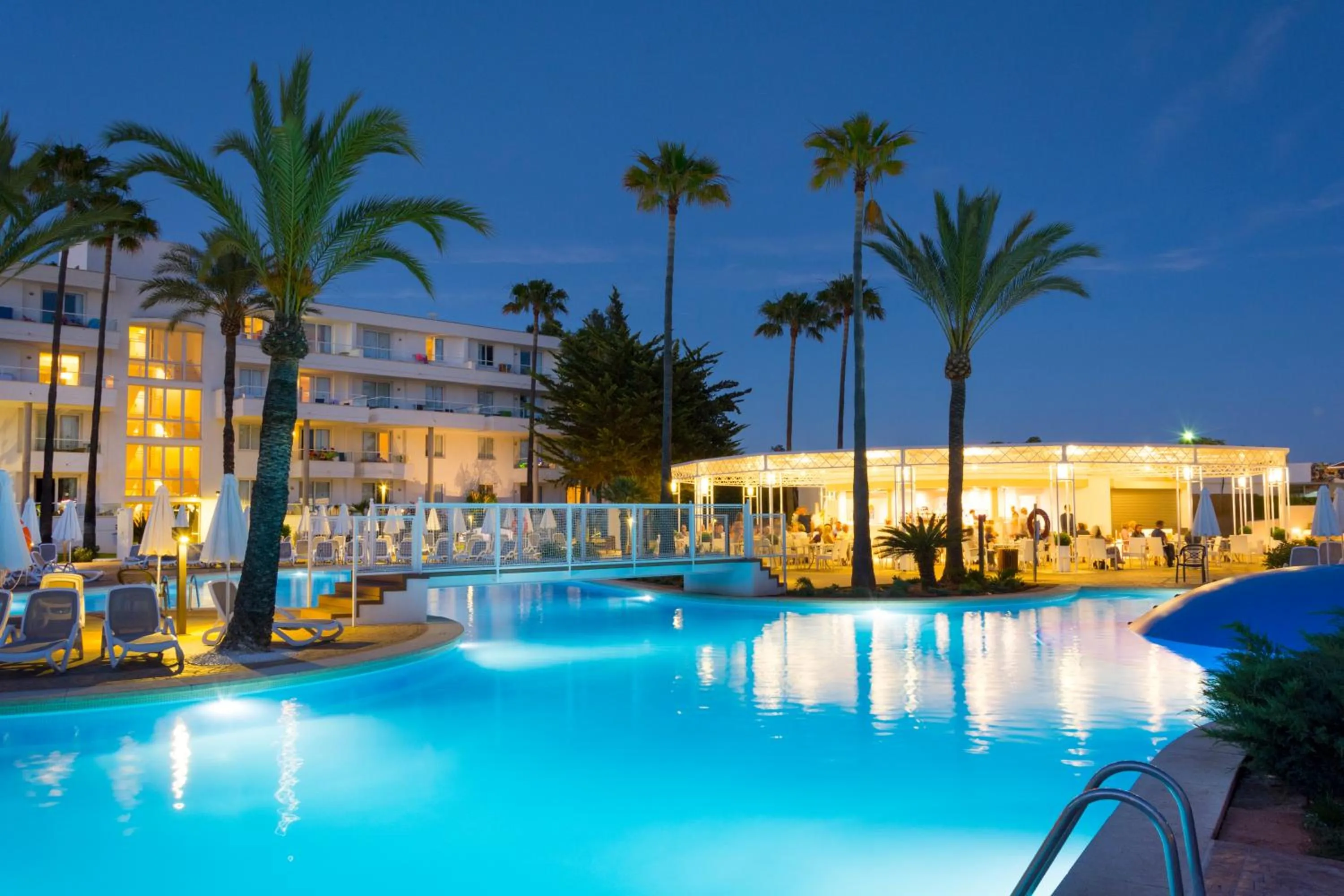 Swimming pool in Protur Vista Badia