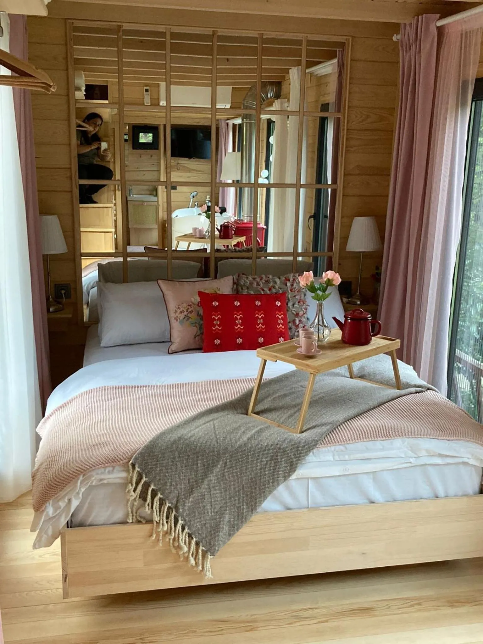 Bed in Vagona Tiny House