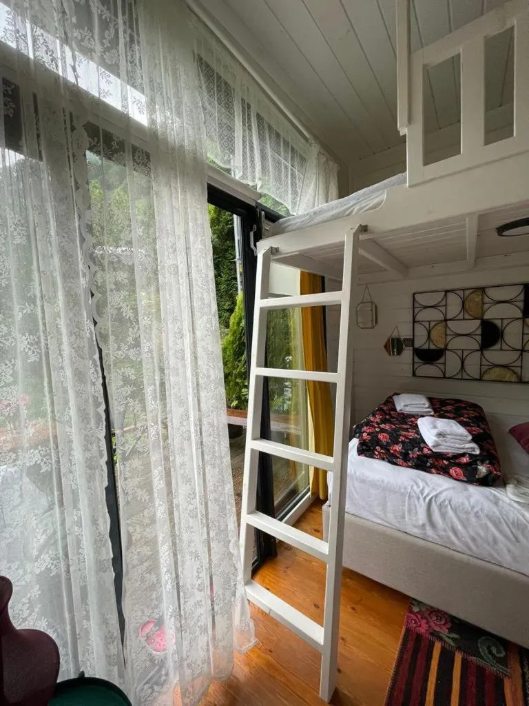 Bed in Vagona Tiny House