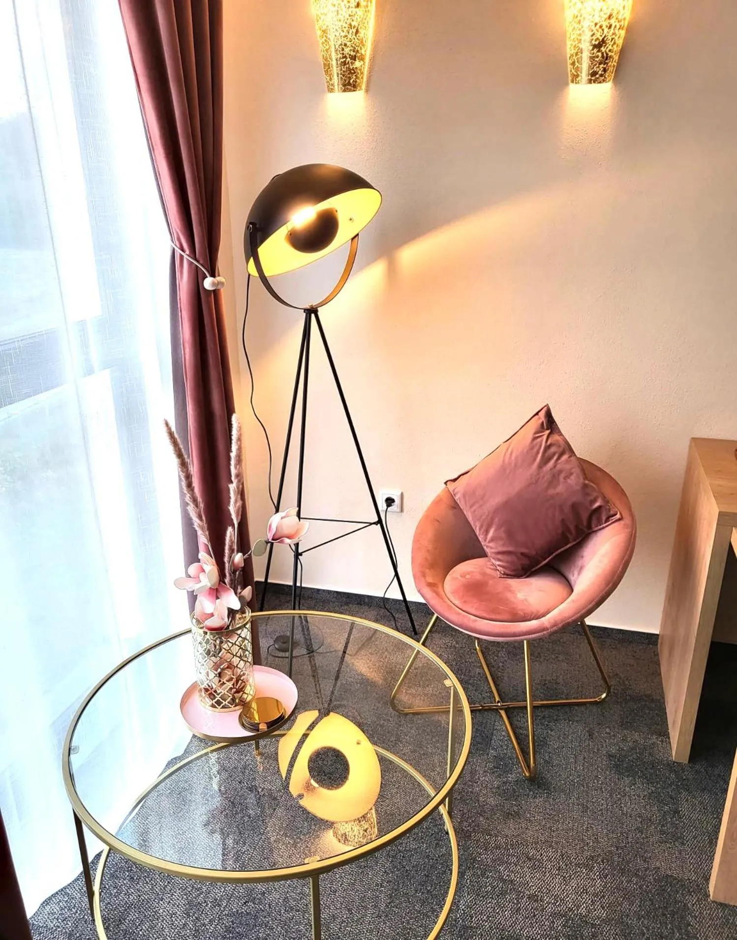 Living room in LikeDaheim Apartments