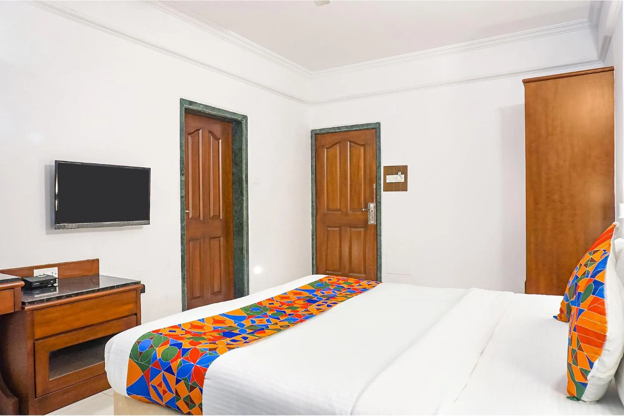 Bed in FabHotel Prime Golden Emerald - Nr St Mary's Church CNI