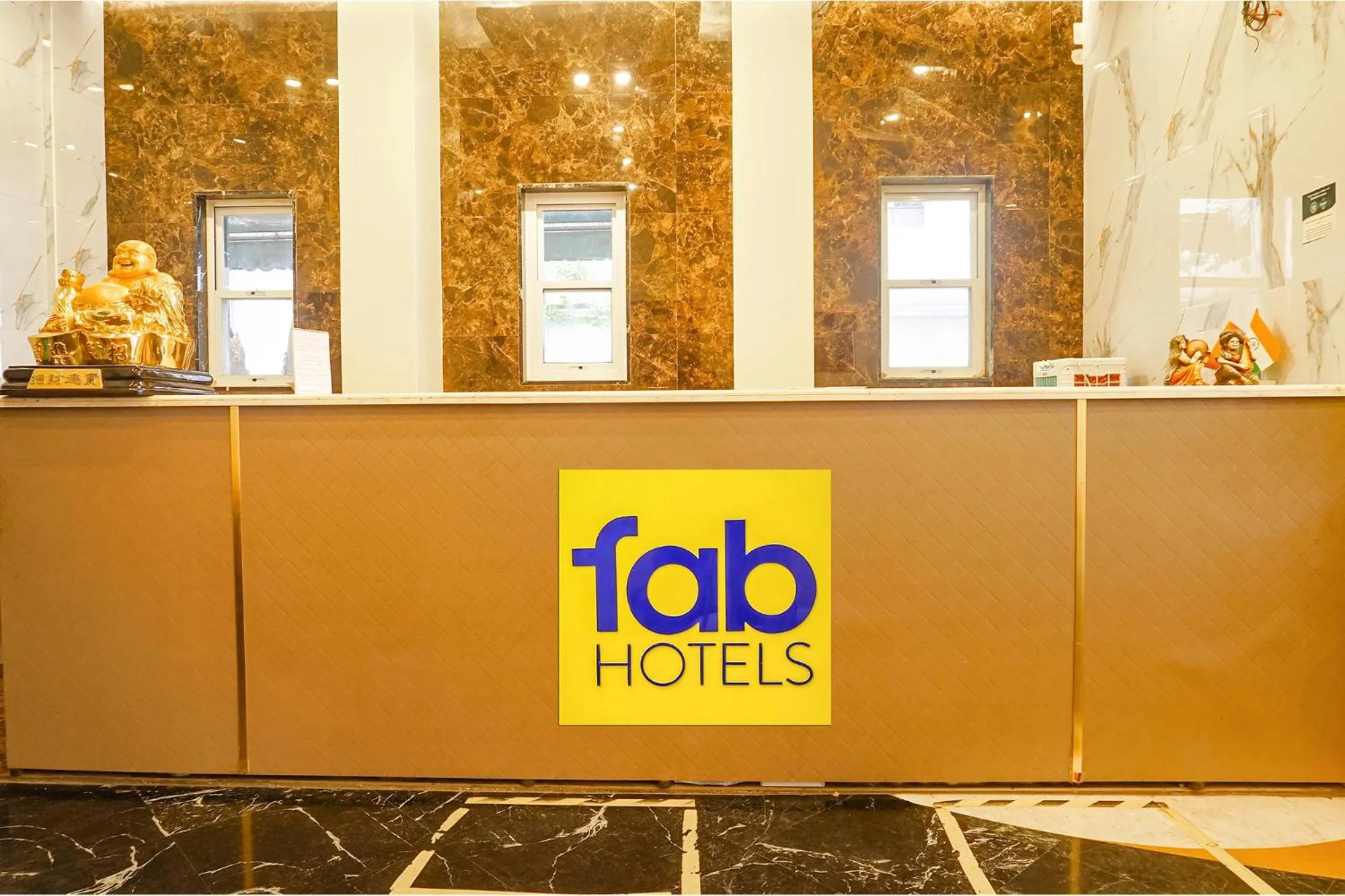 Lobby or reception in FabHotel Prime Golden Emerald - Nr St Mary's Church CNI