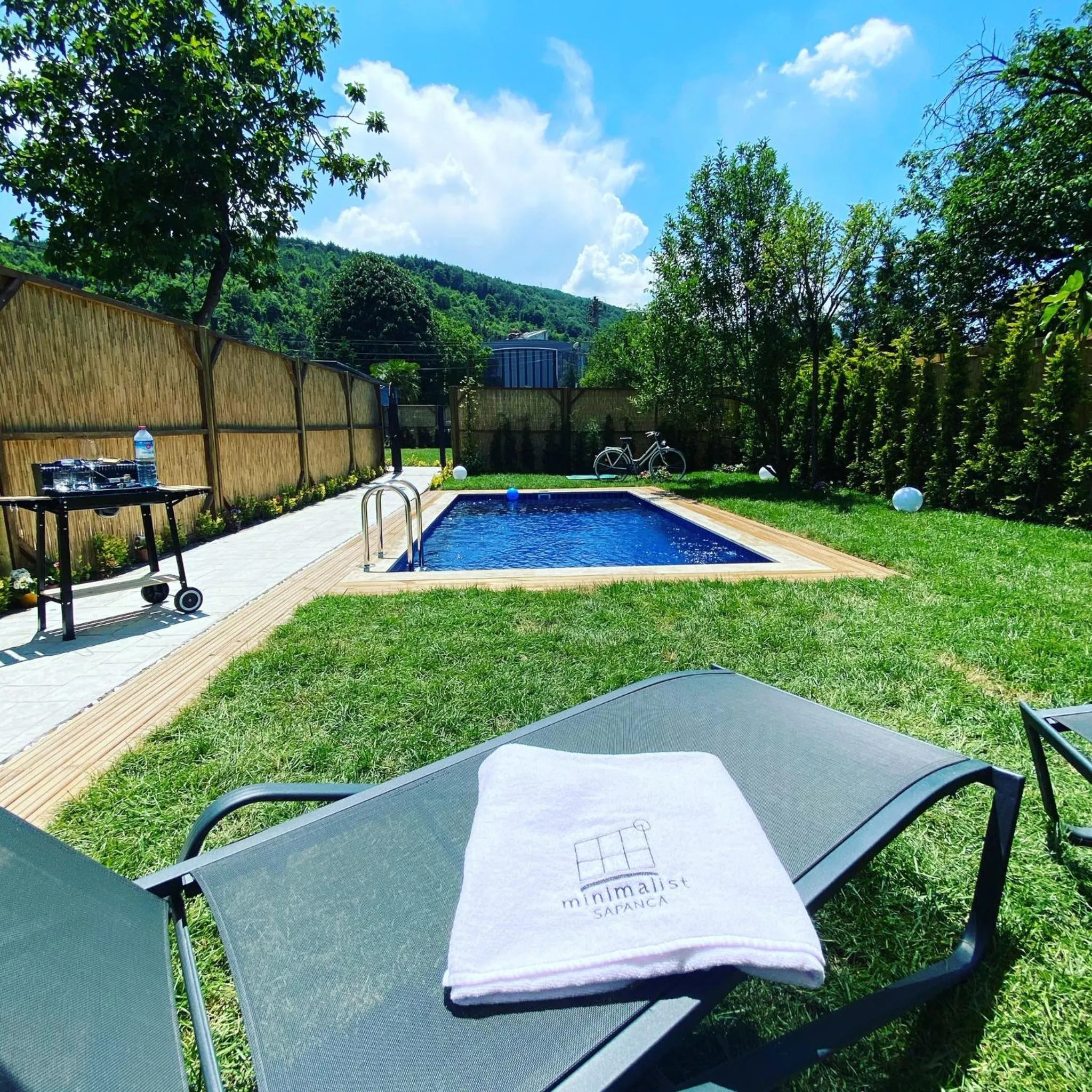 Spring in Minimalist Sapanca