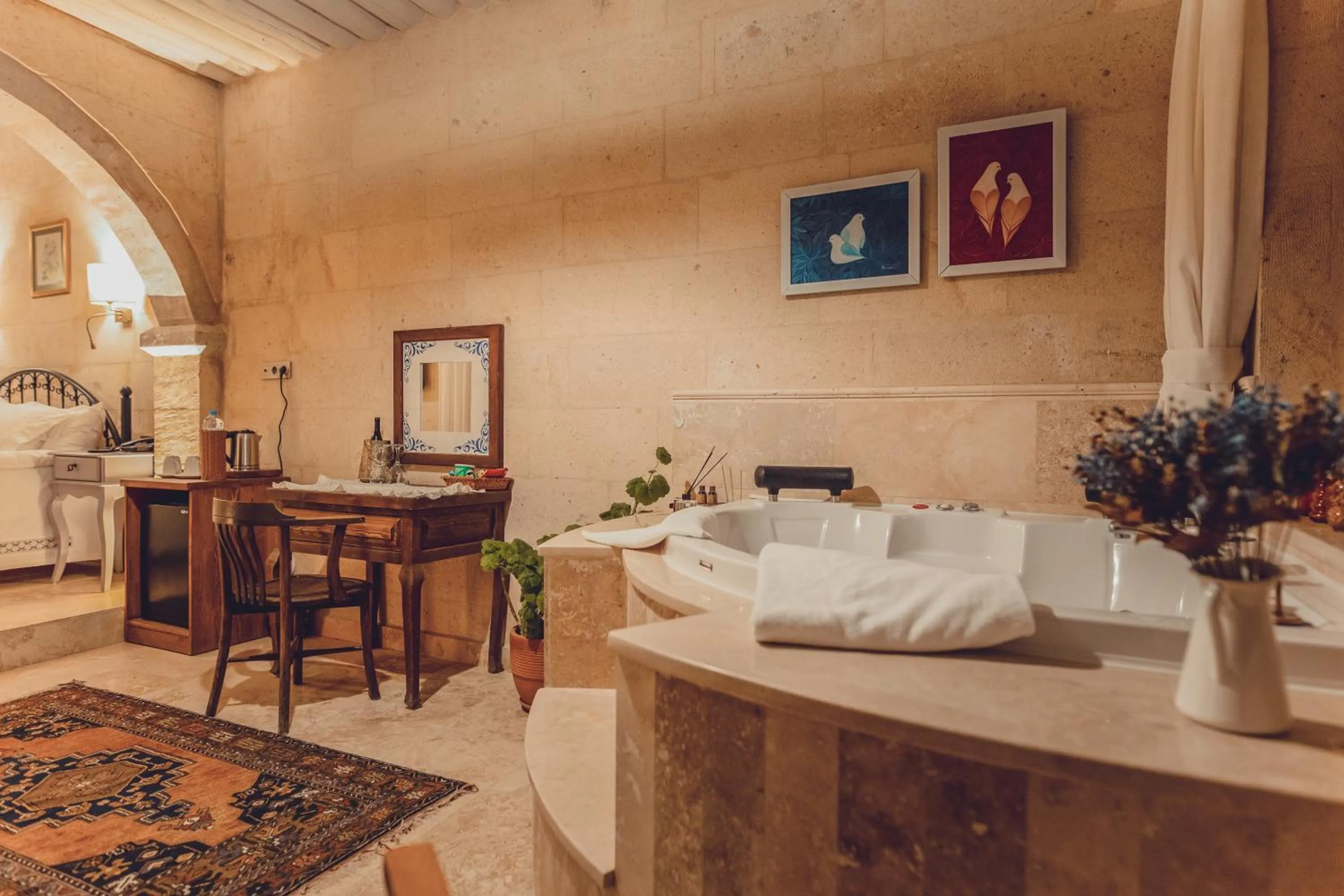 Photo of the whole room in Peristyle Cave Cappadocia- Special Class