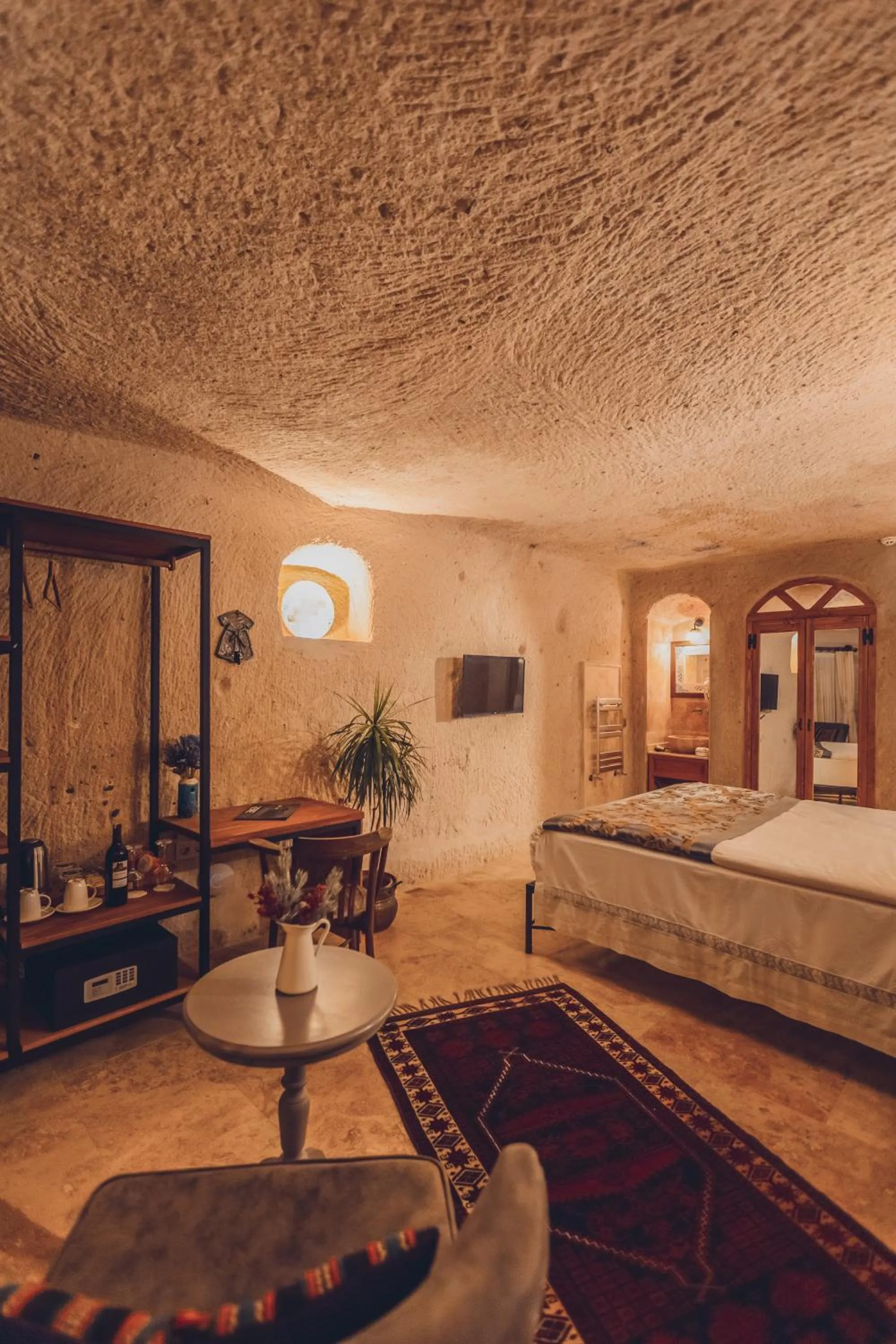 Photo of the whole room, Bed in Peristyle Cave Cappadocia- Special Class