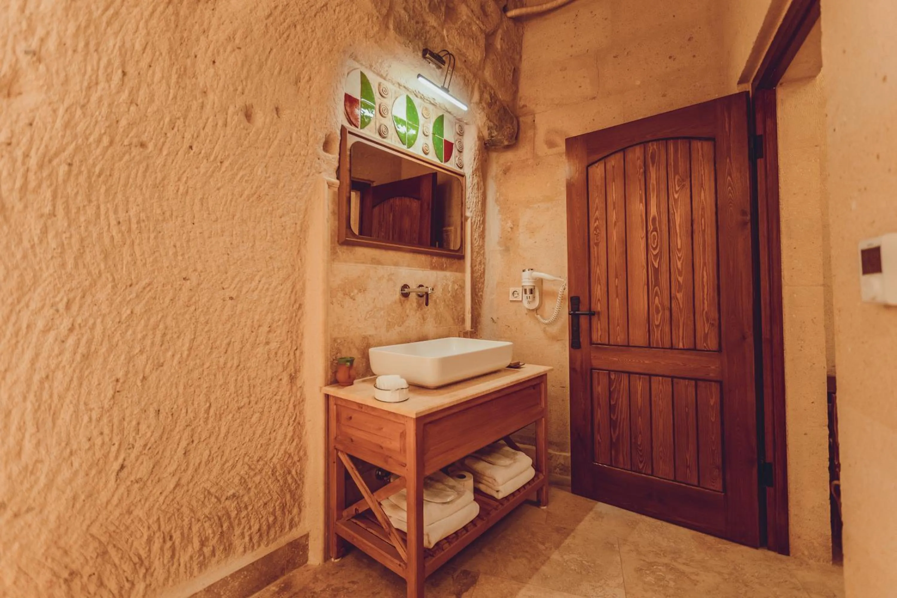 Bathroom in Peristyle Cave Cappadocia- Special Class