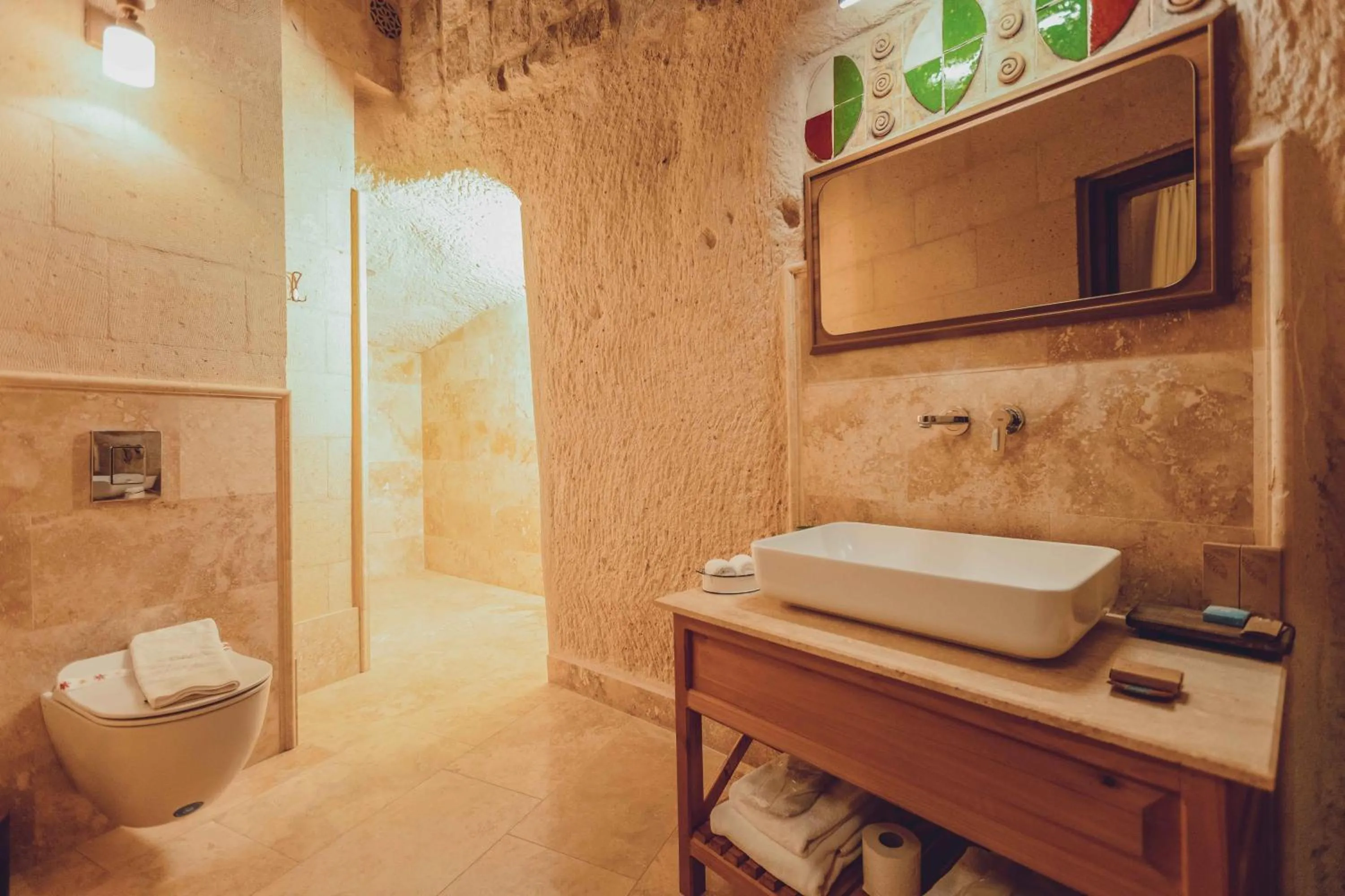 Bathroom in Peristyle Cave Cappadocia- Special Class