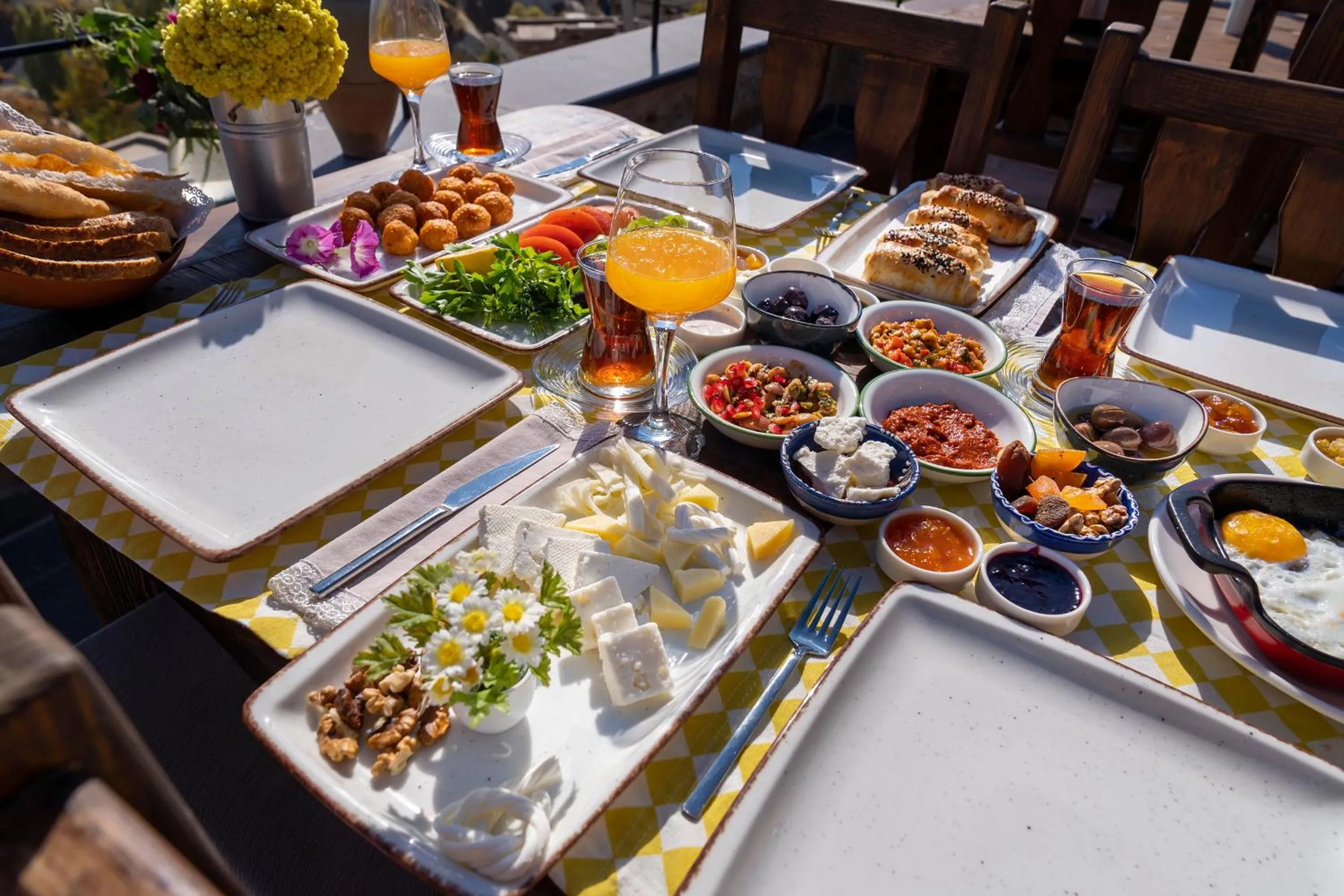 Breakfast in Peristyle Cave Cappadocia- Special Class