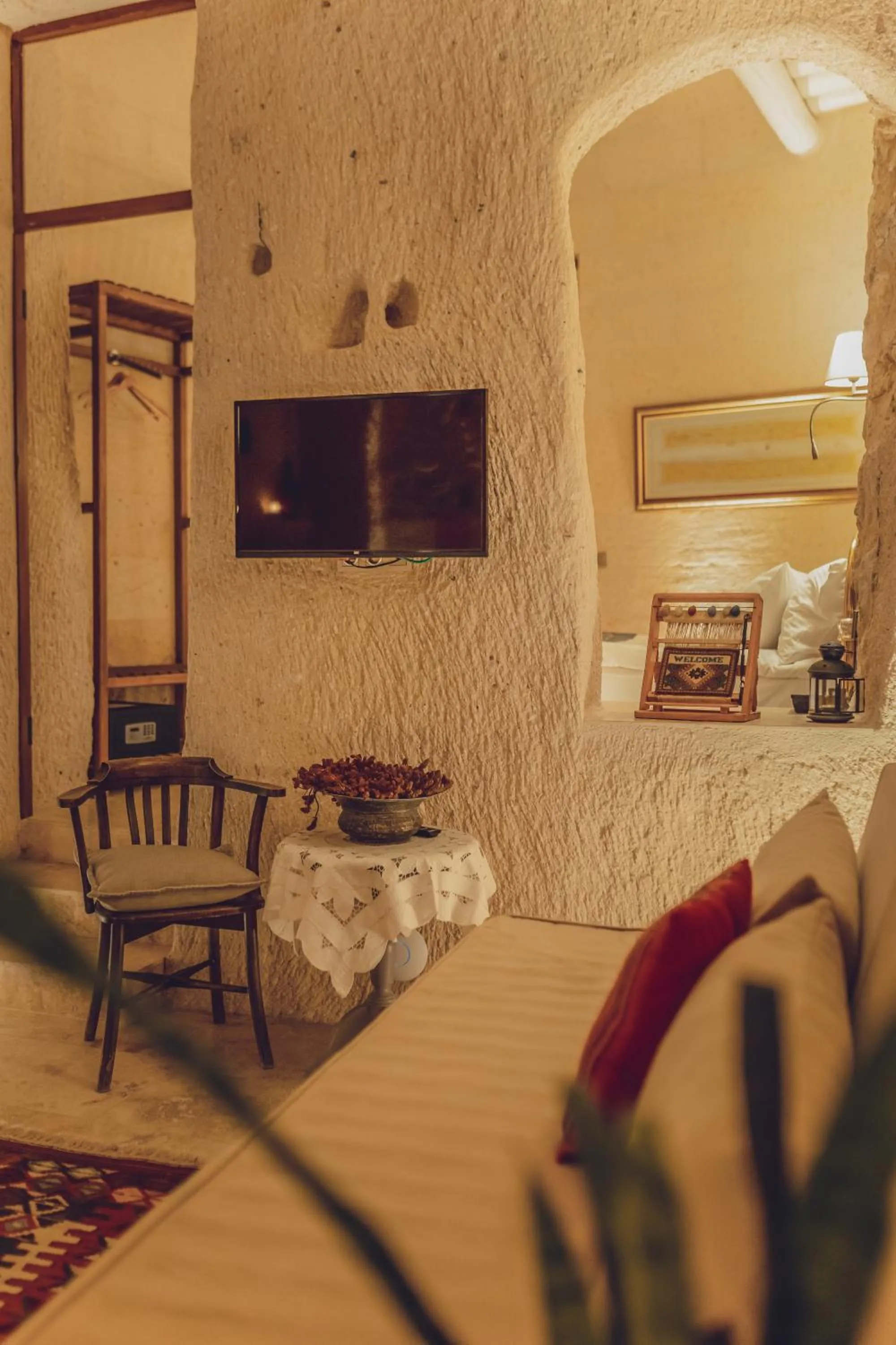 Photo of the whole room in Peristyle Cave Cappadocia- Special Class