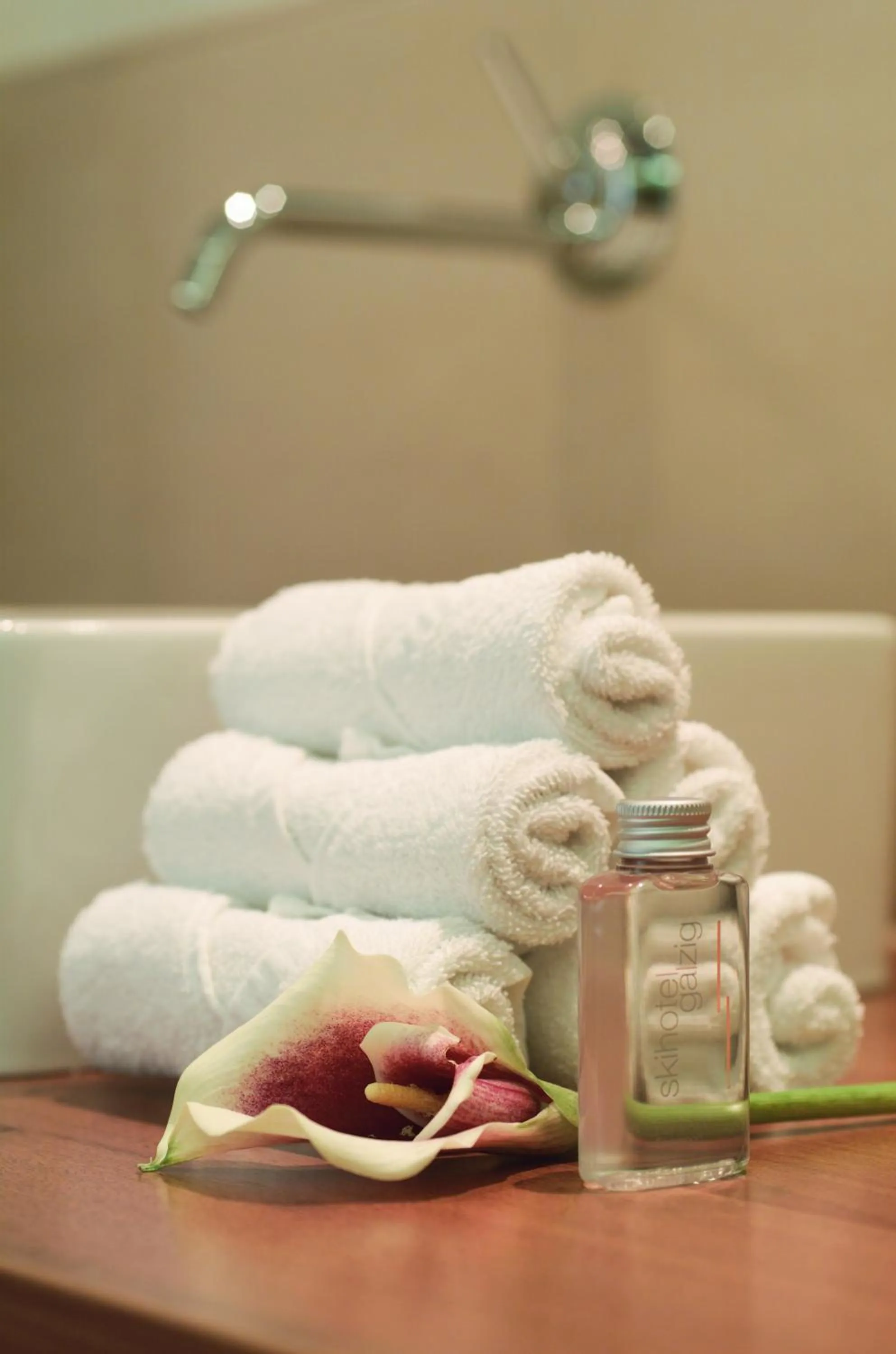 Bathroom in Skihotel Galzig B&B