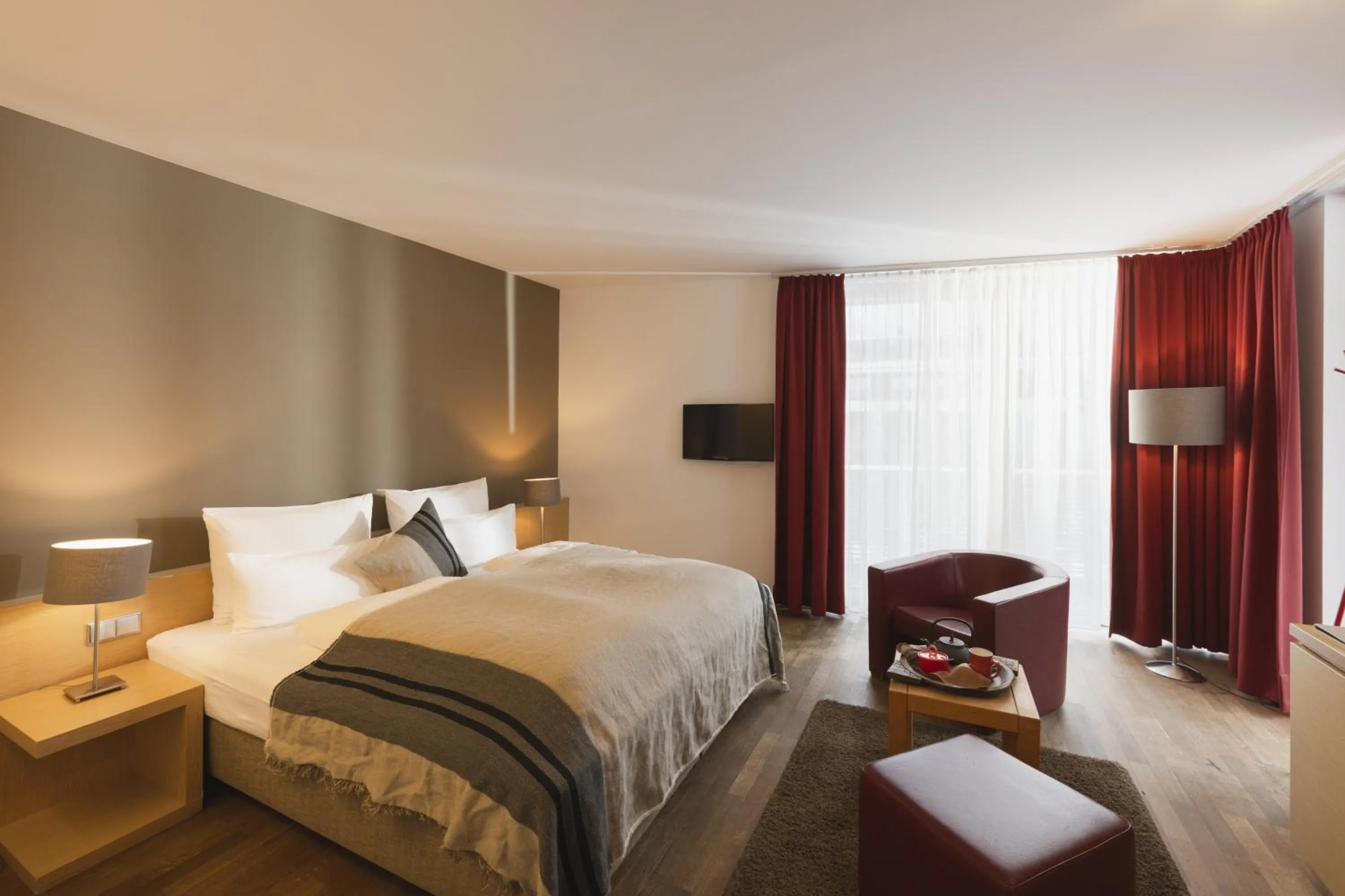 Bedroom, Bed in Skihotel Galzig B&B