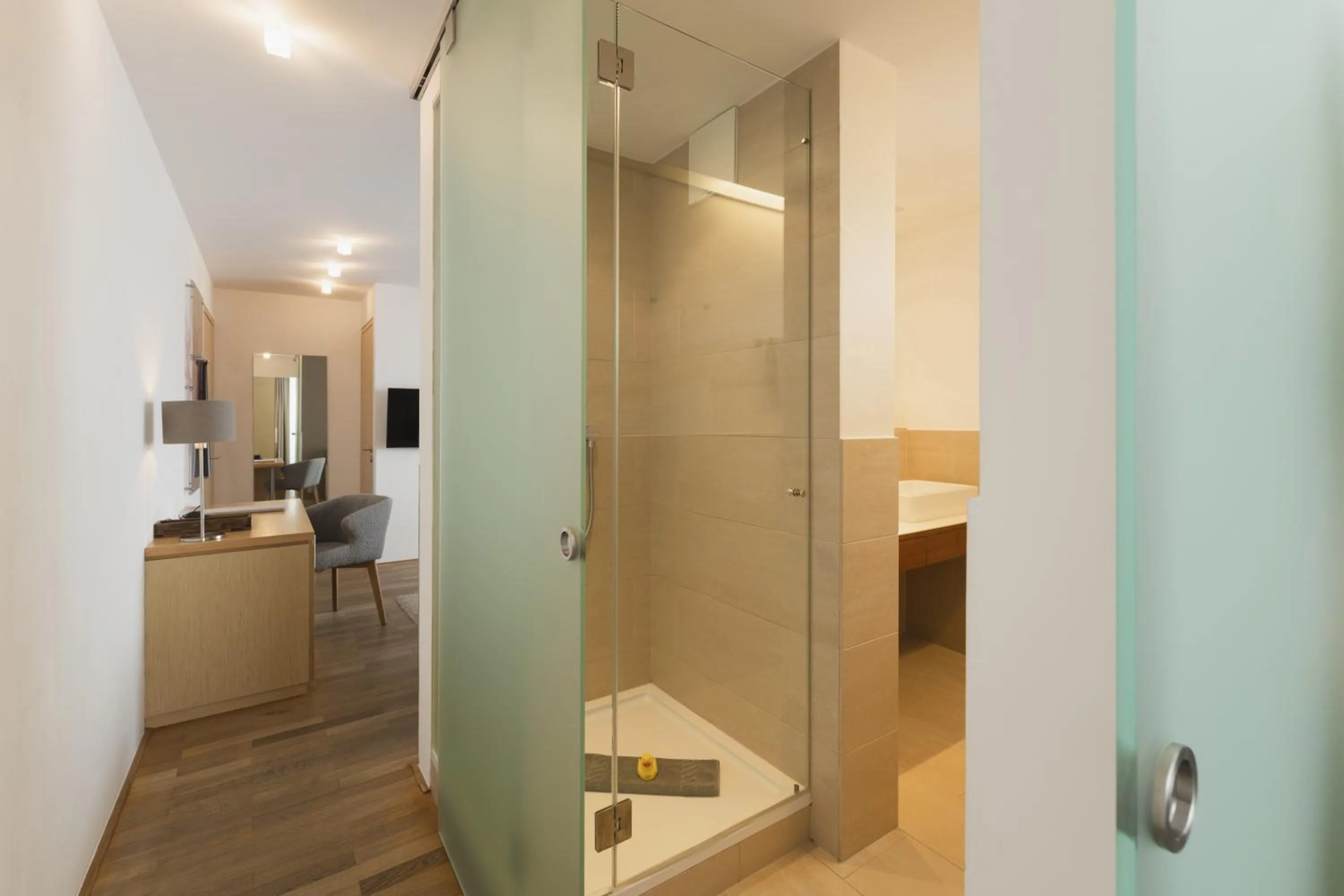 Bathroom in Skihotel Galzig B&B