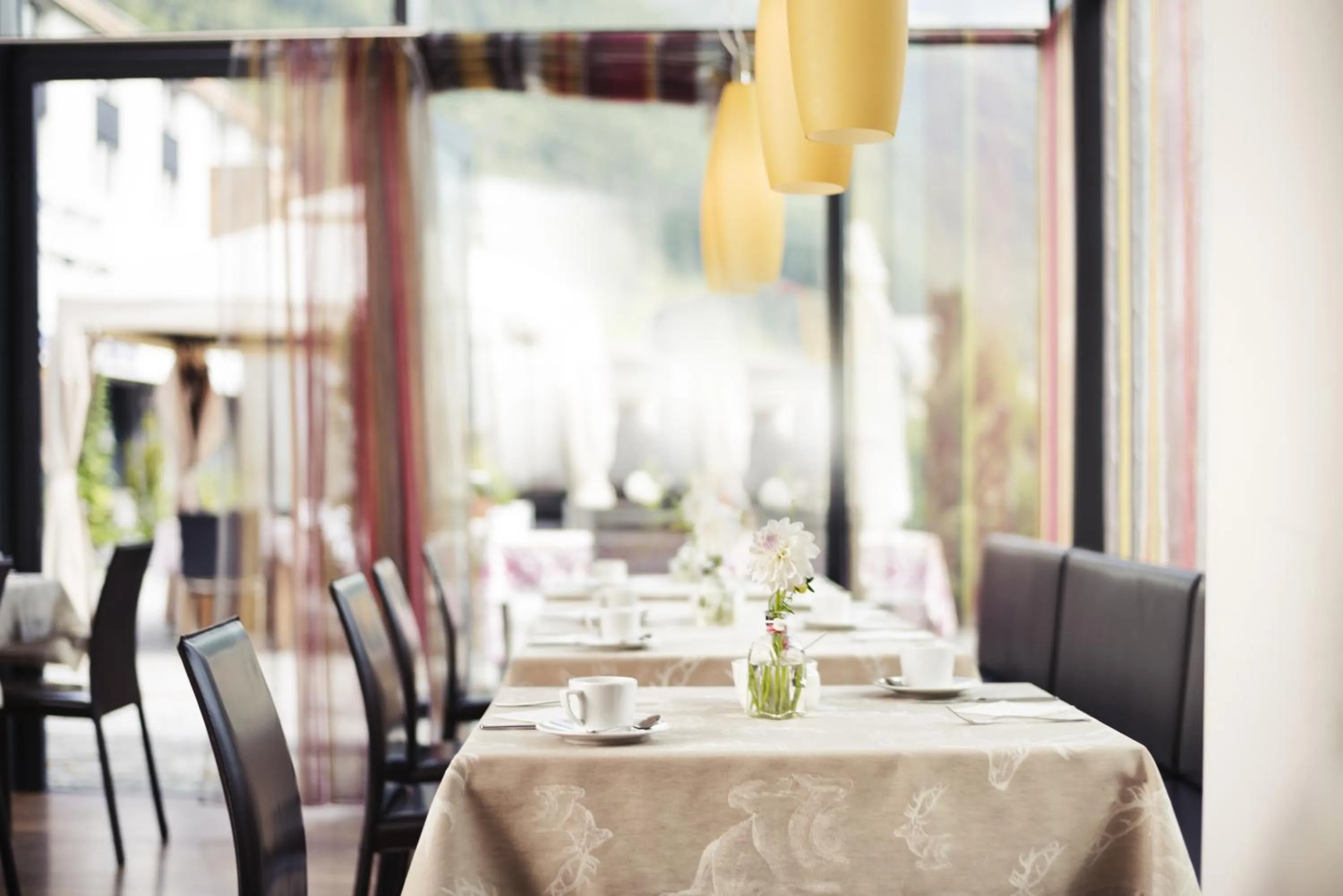 Restaurant/places to eat in Skihotel Galzig B&B