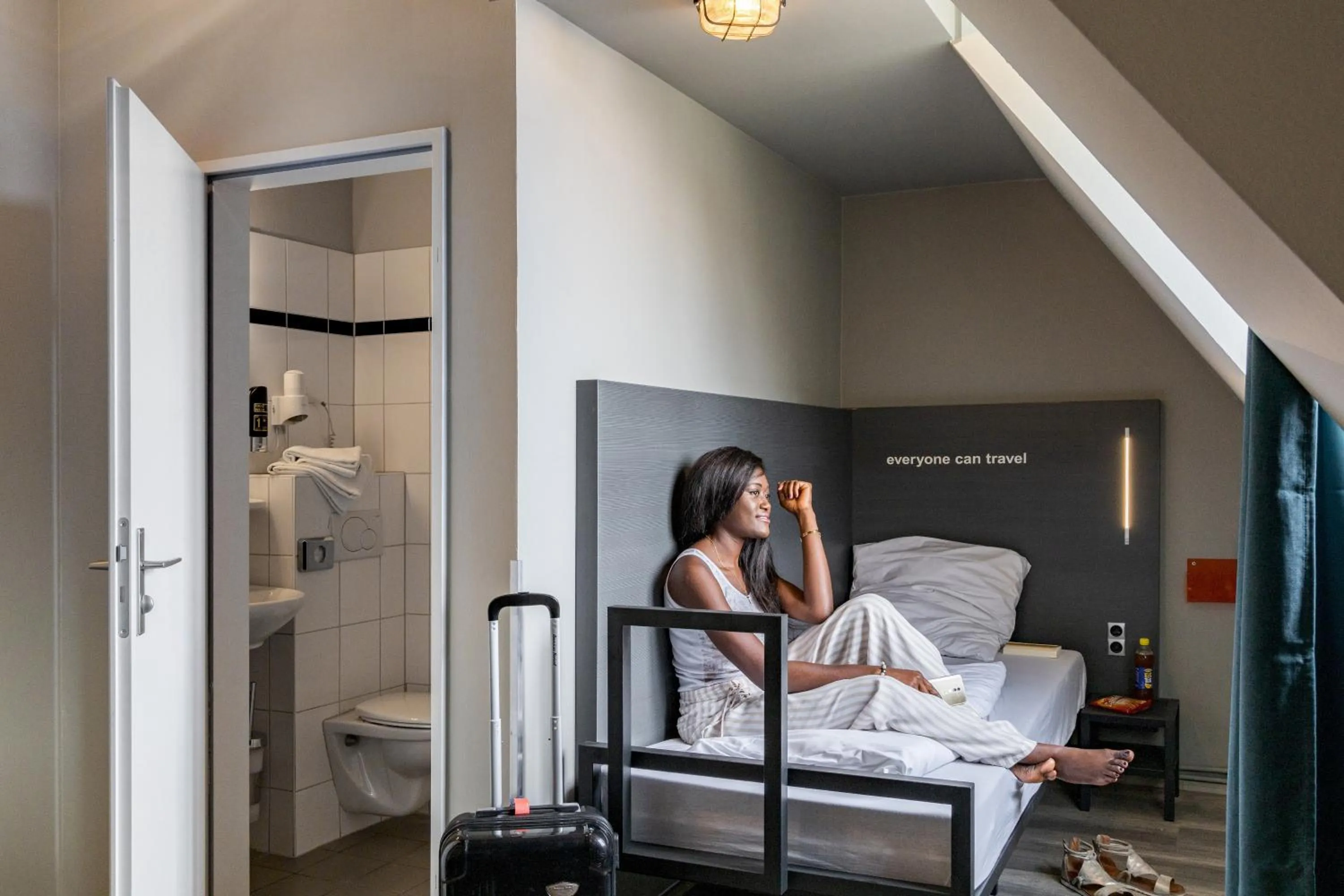 Photo of the whole room, Bed in a&o Leipzig Hauptbahnhof