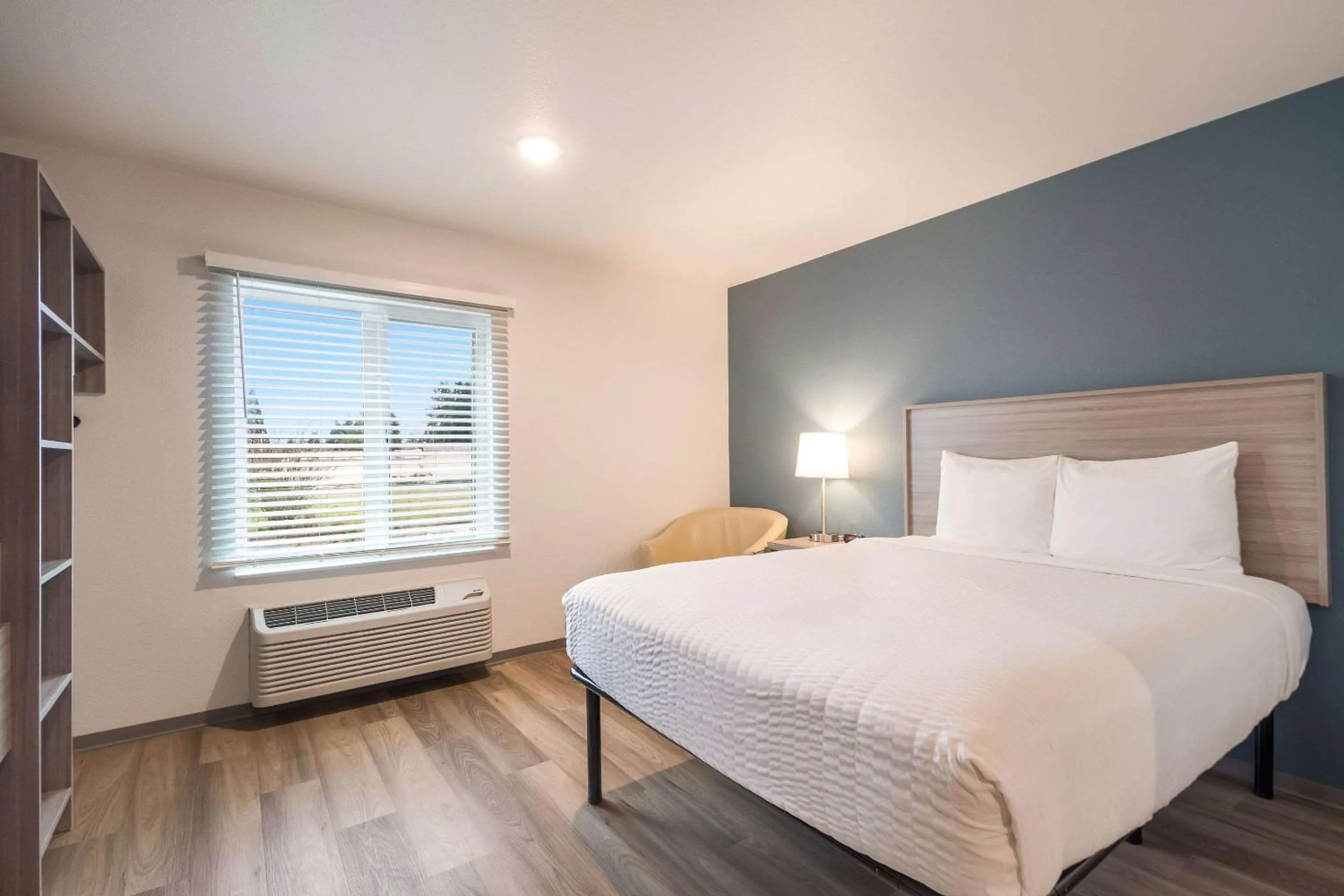 Photo of the whole room, Bed in WoodSpring Suites Portland Vancouver