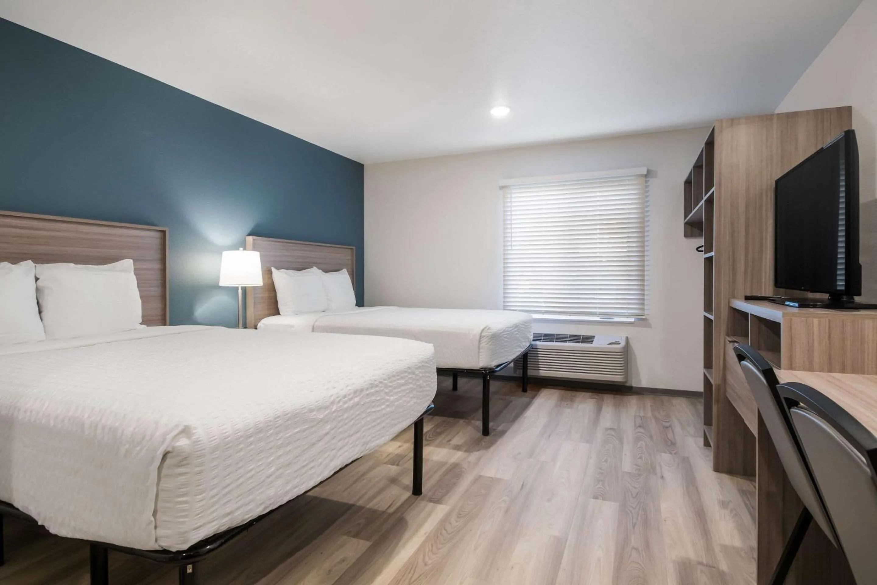 Photo of the whole room, Bed in WoodSpring Suites Portland Vancouver