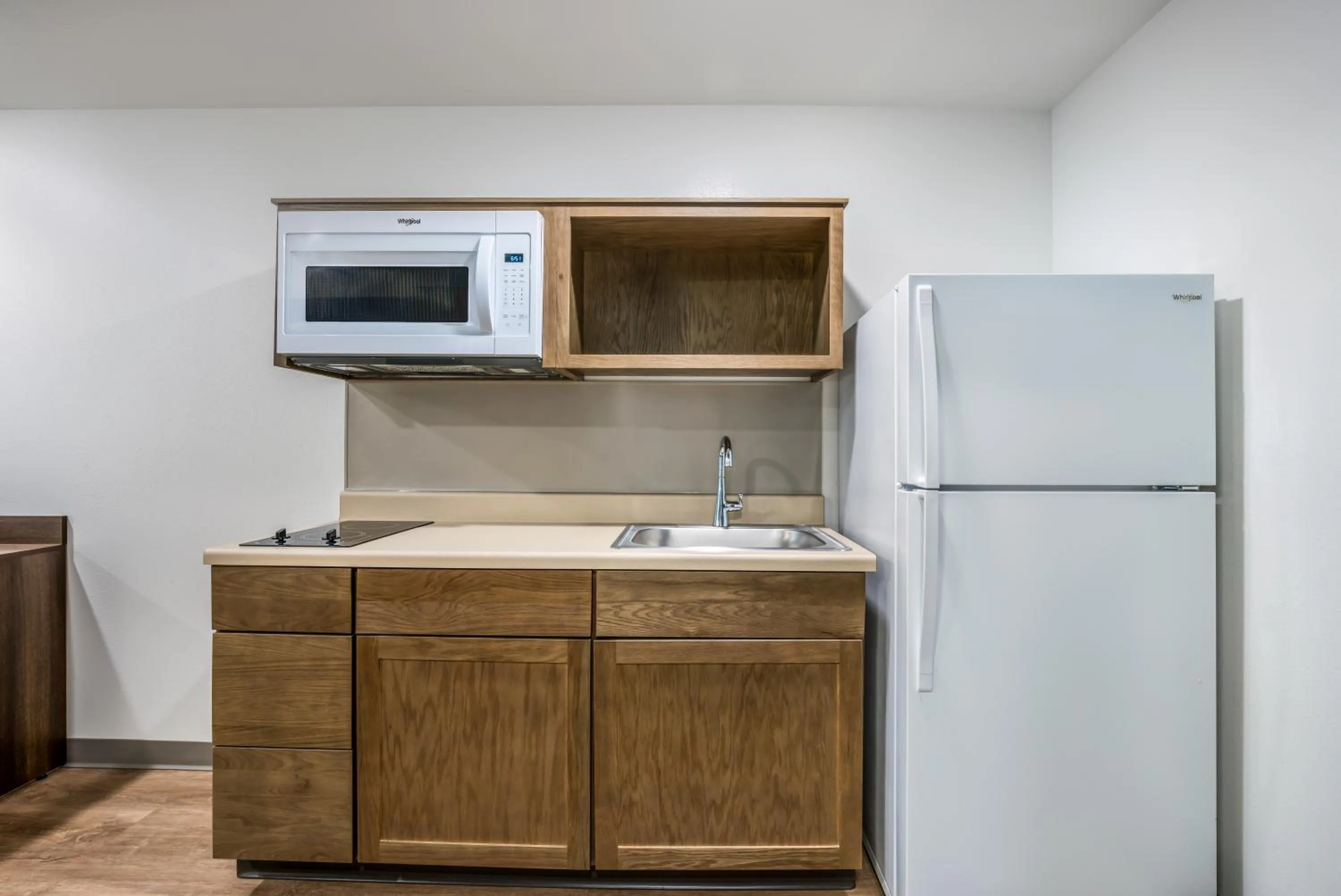 Kitchen or kitchenette in WoodSpring Suites Gurnee - Chicago