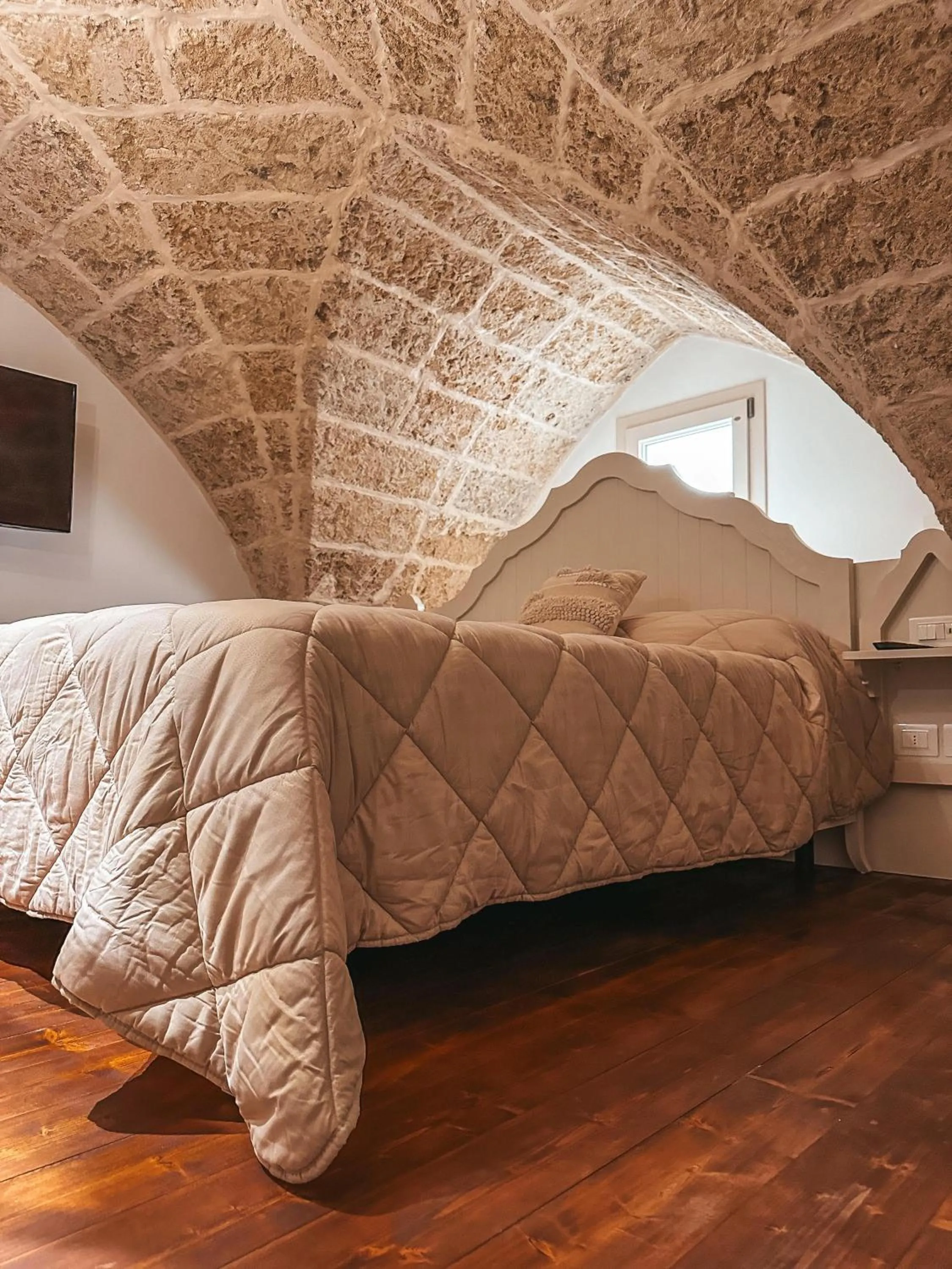 Bedroom, Bed in Palazzo Alma luxury rooms