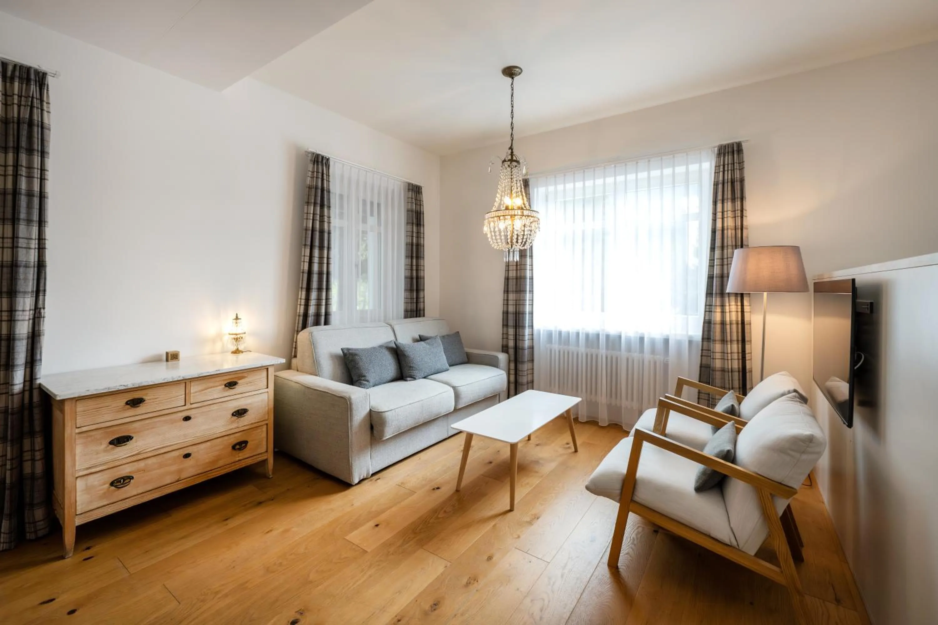 Photo of the whole room in Hotel Edelweiss