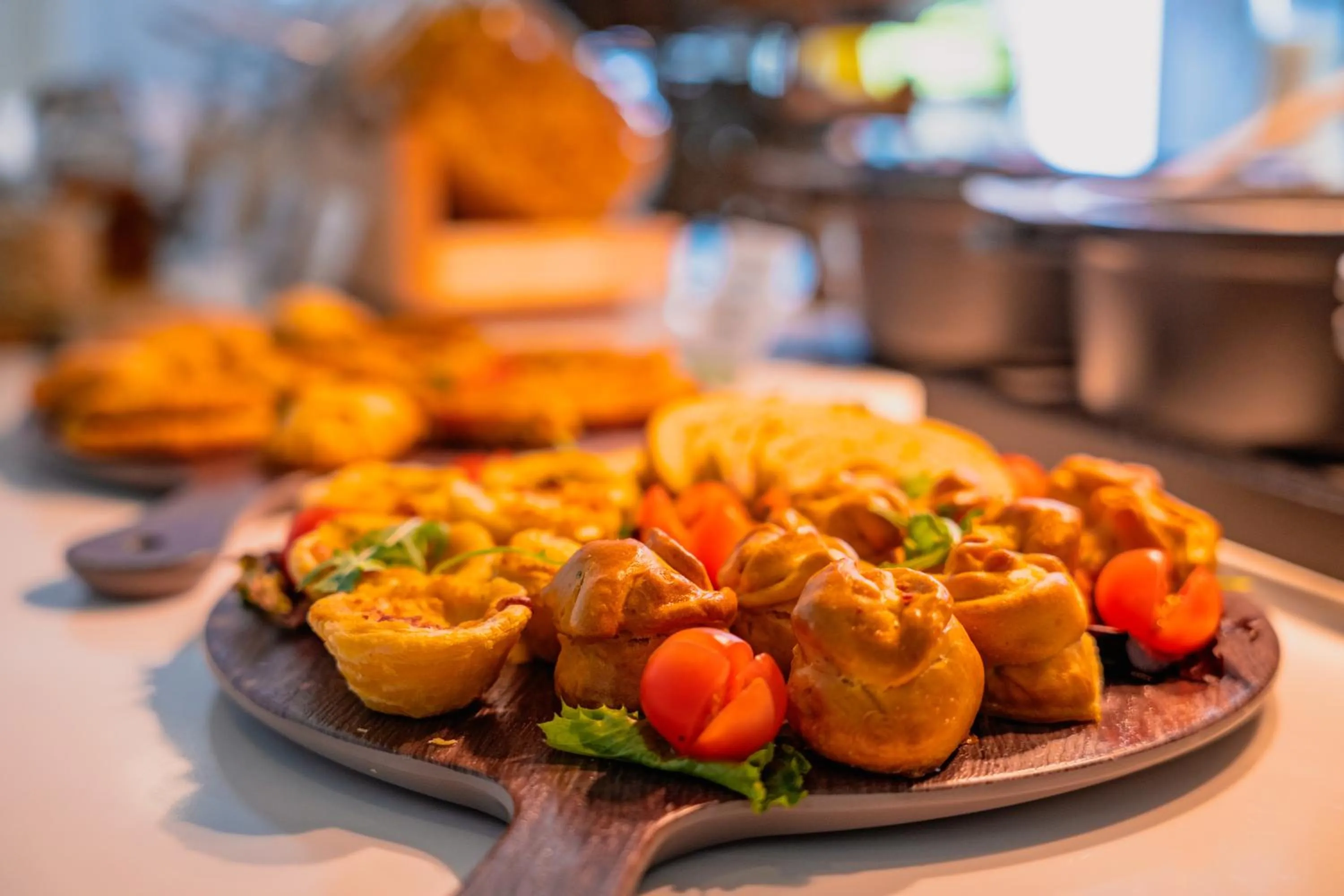 Breakfast in Jardim da Lapa by Shiadu