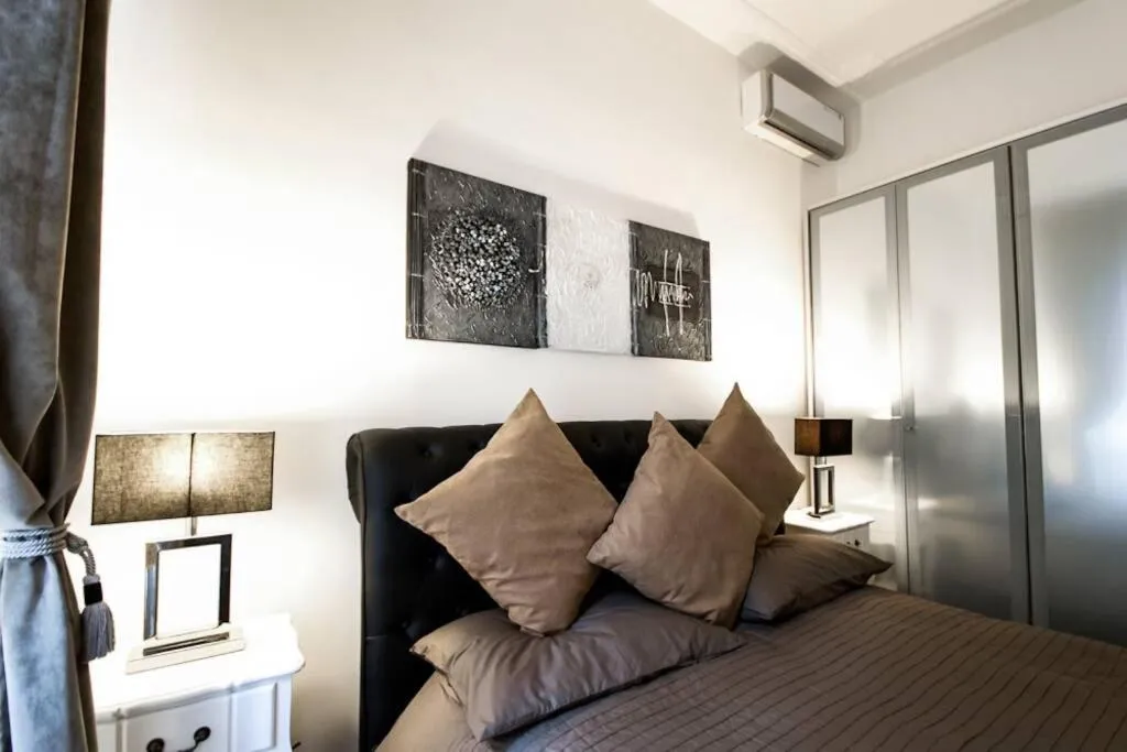 Bedroom, Bed in Banchi - Classic apartment between Navona and Campo dei Fiori