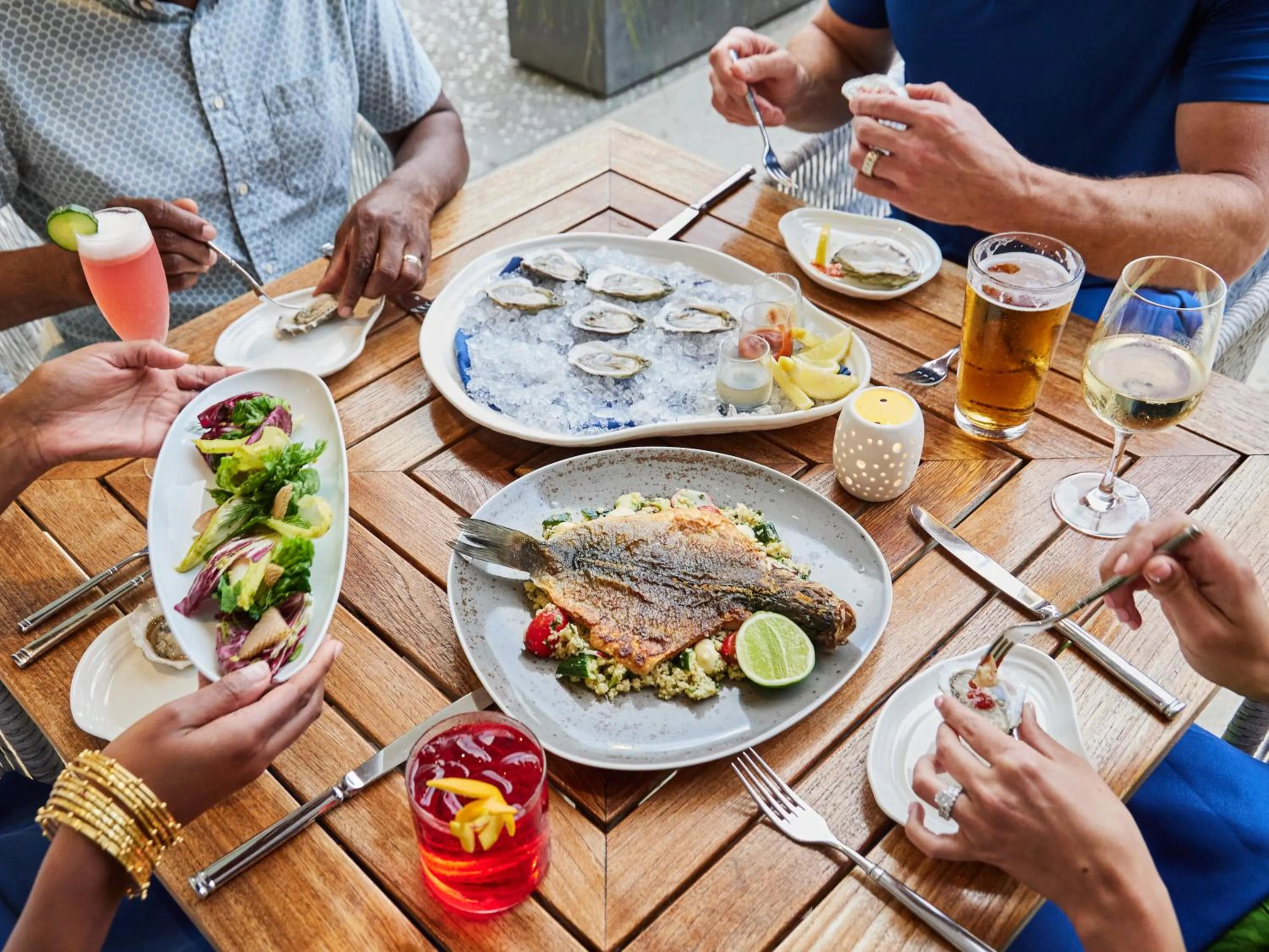 Restaurant/places to eat in Wild Dunes Resort - Residences at Sweetgrass