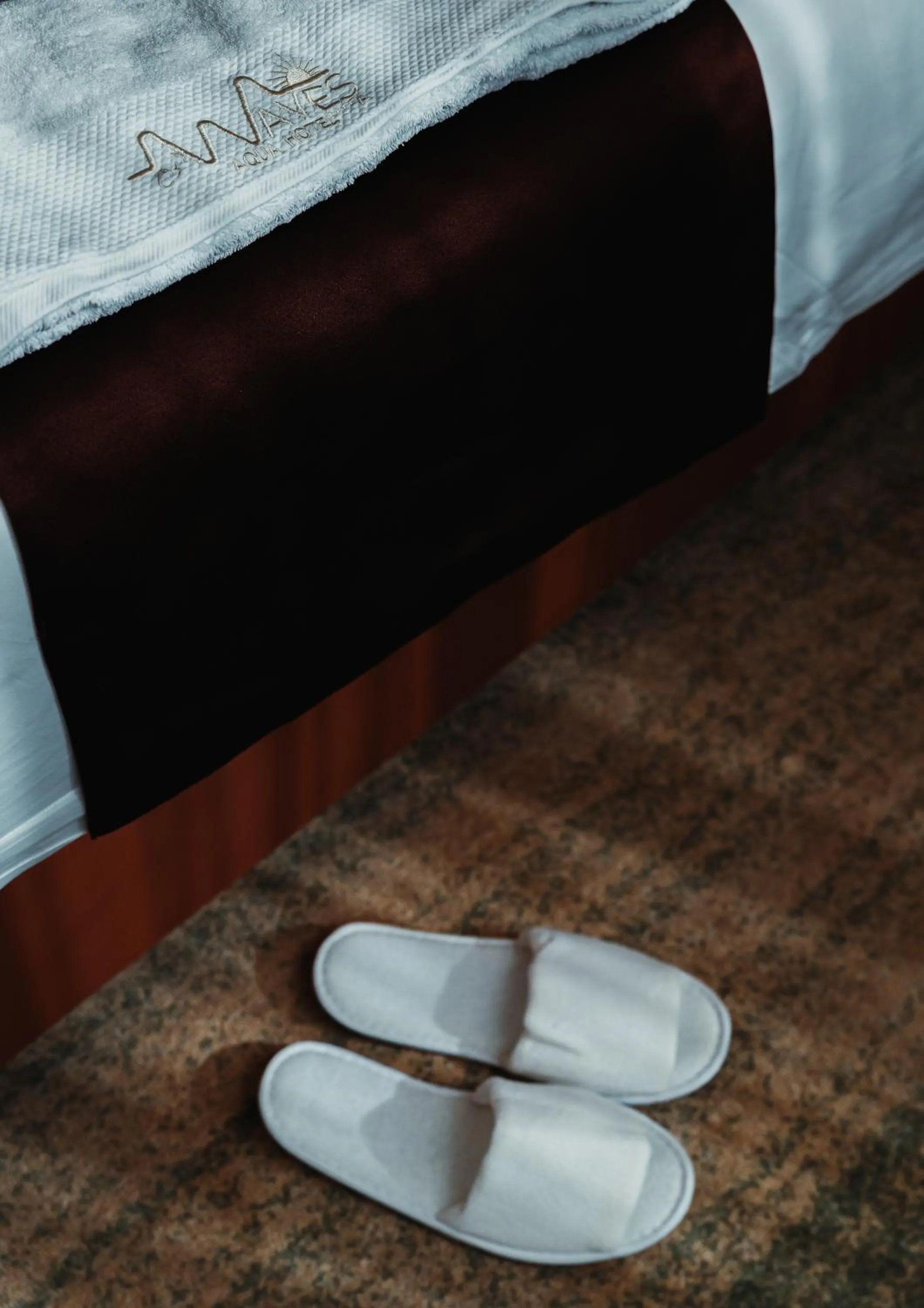 Bed in Waves Aqua Resort