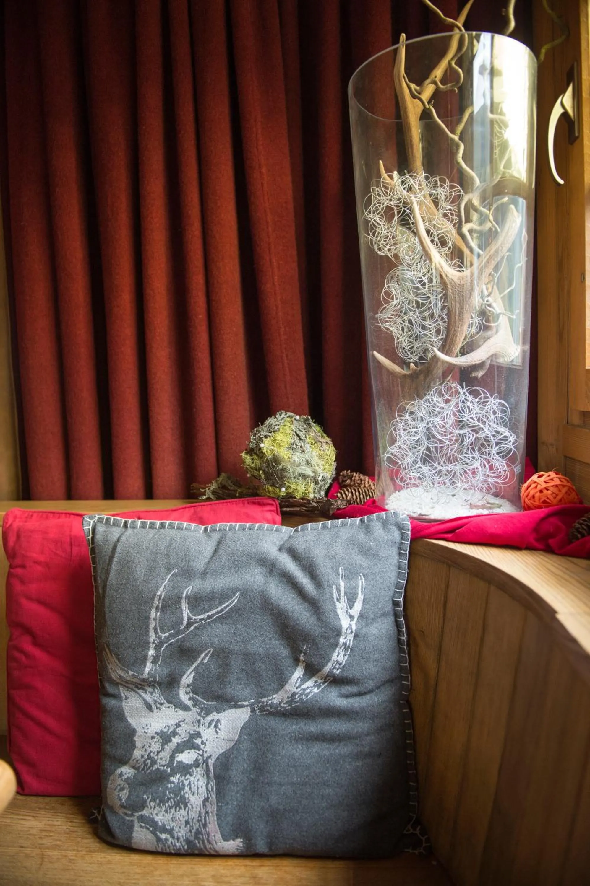 Decorative detail in Hotel Tenne