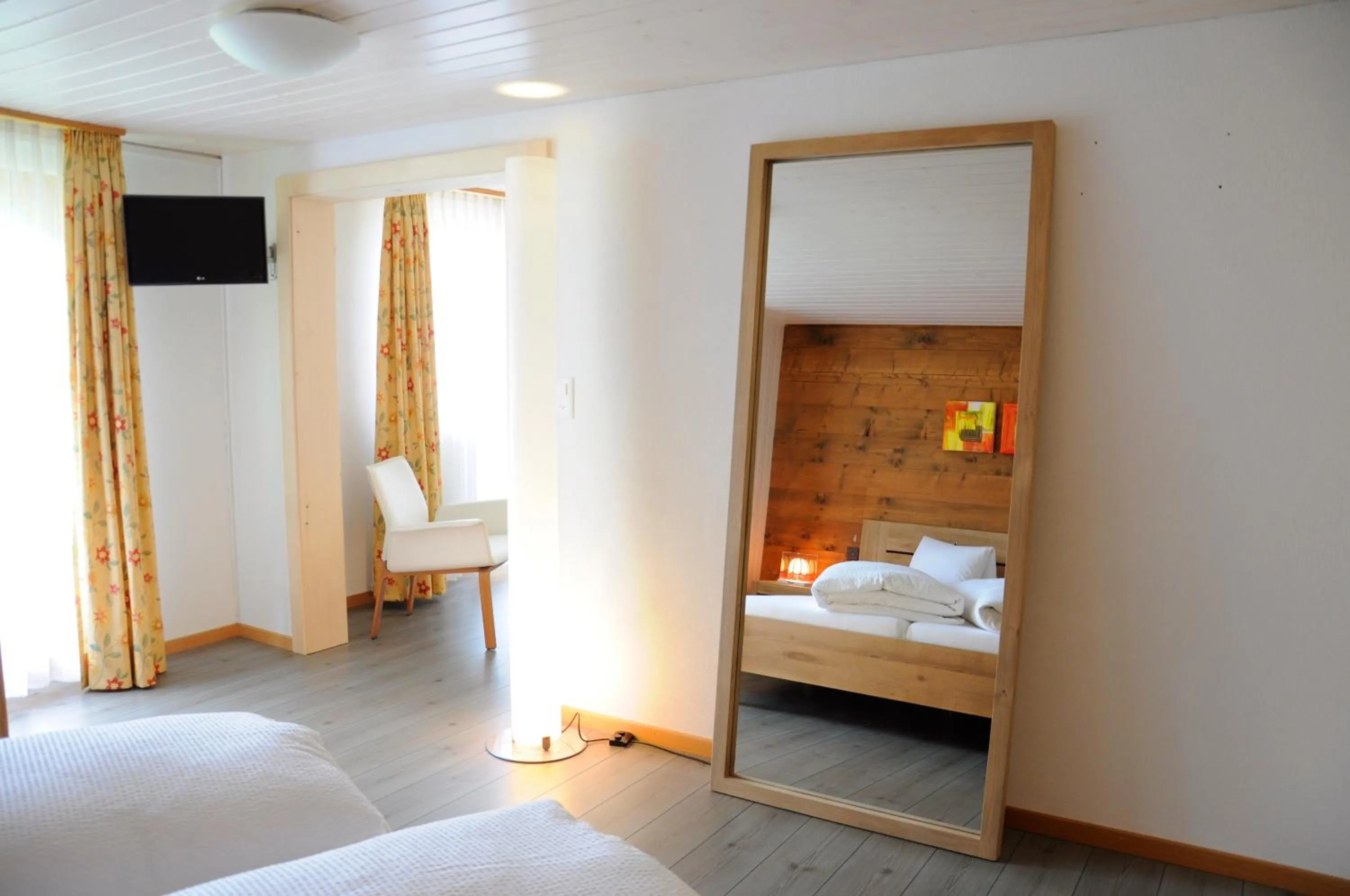 Bedroom, Bed in Hotel Tenne