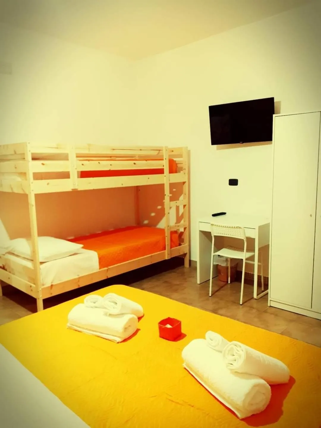 Bedroom, Bunk Bed in B&B Al Pentagramma