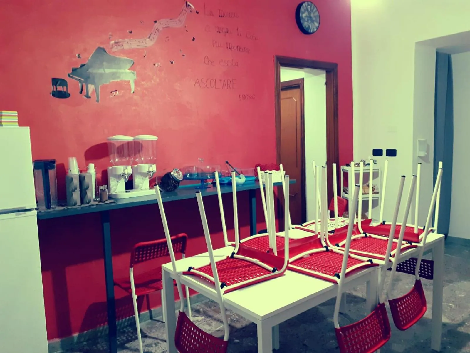 Kitchen or kitchenette, Restaurant/Places to Eat in B&B Al Pentagramma