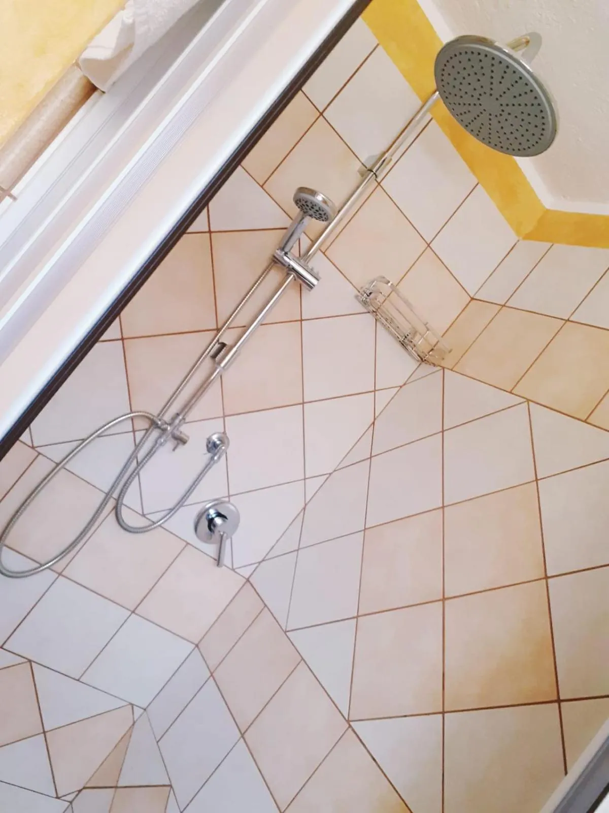 Shower, Bathroom in B&B Al Pentagramma