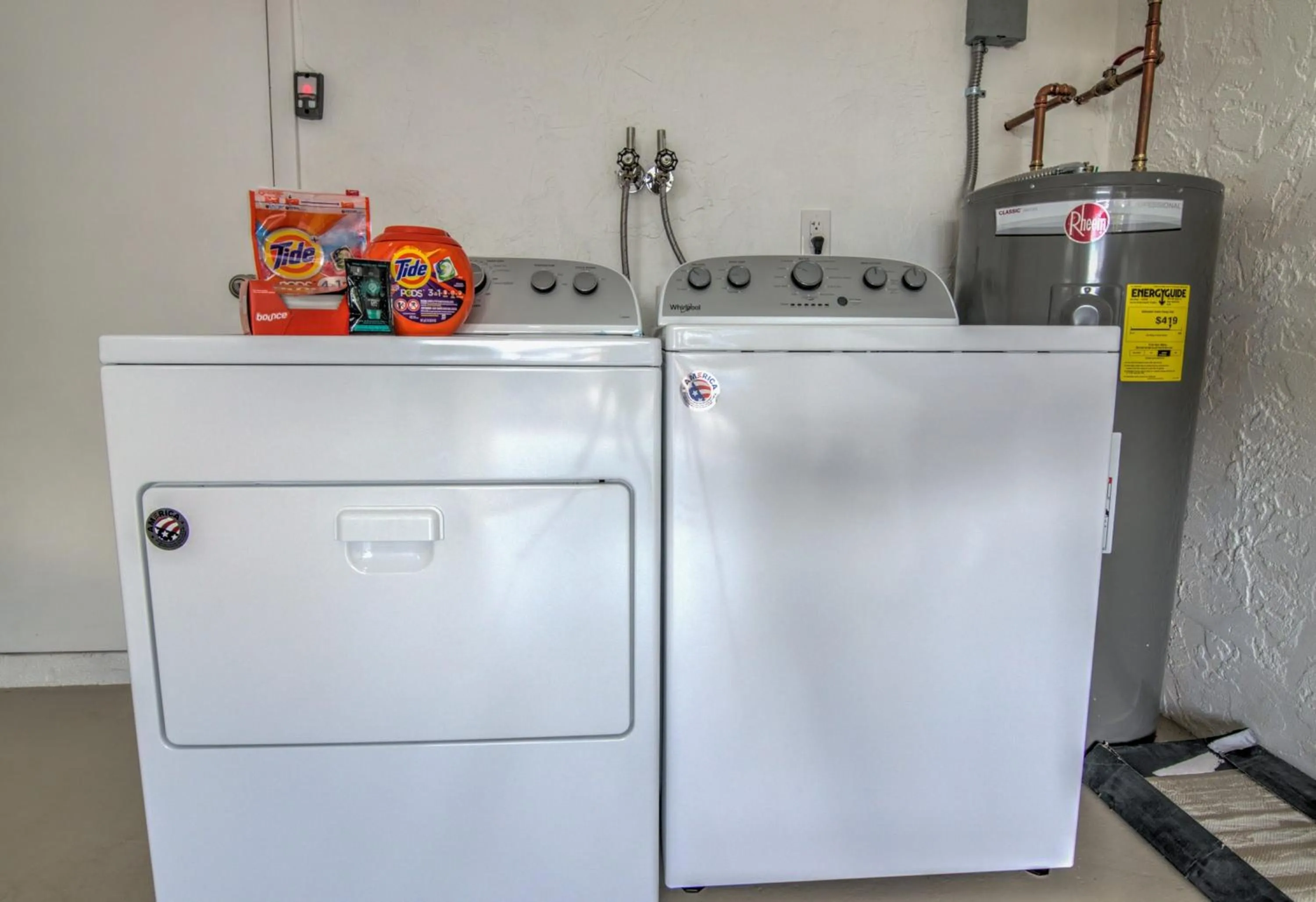 Relax Poolside & Walk or Bike to the Beach From This Amazing Naples Pool Home!