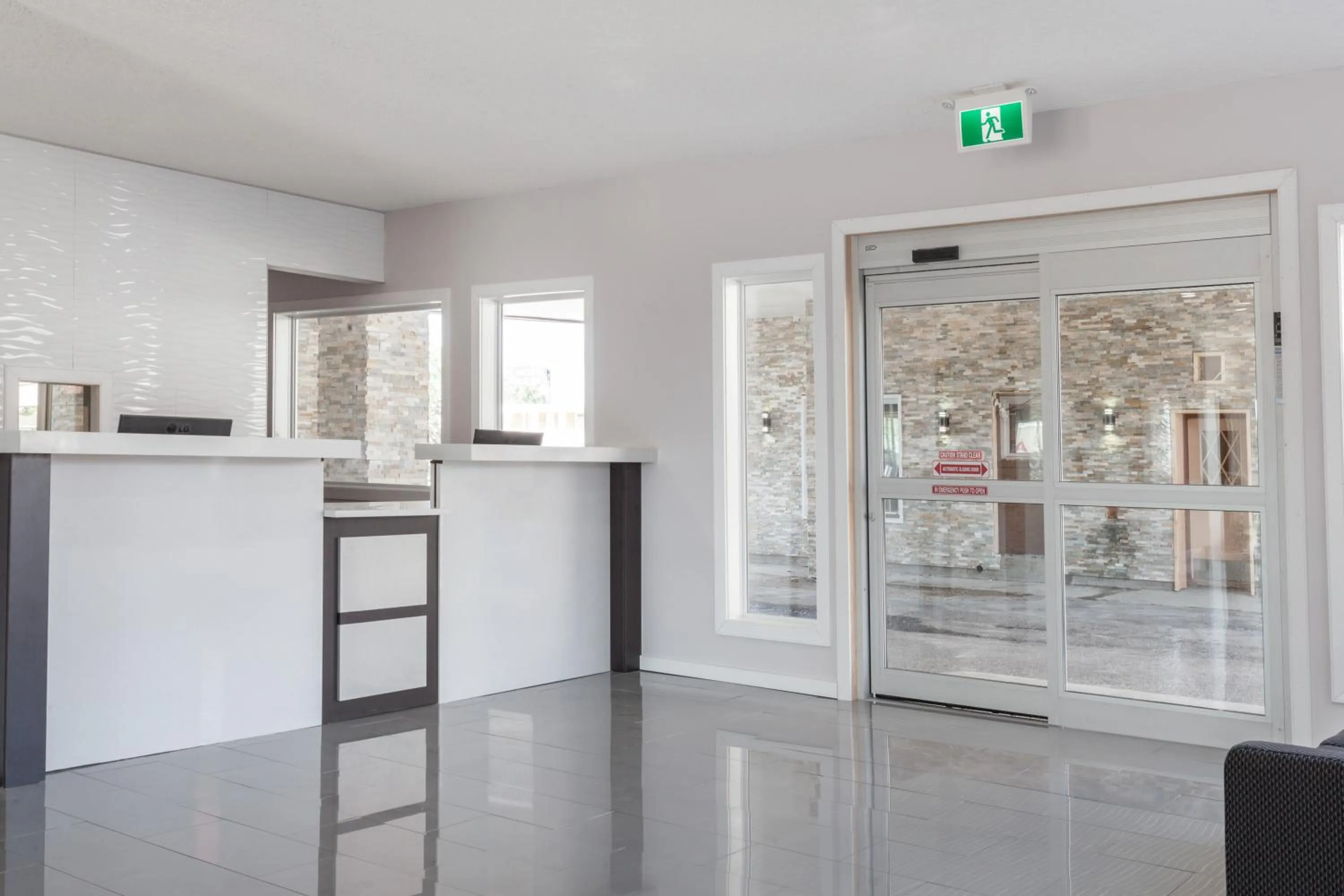 Property building in Econo Lodge Inn & Suites