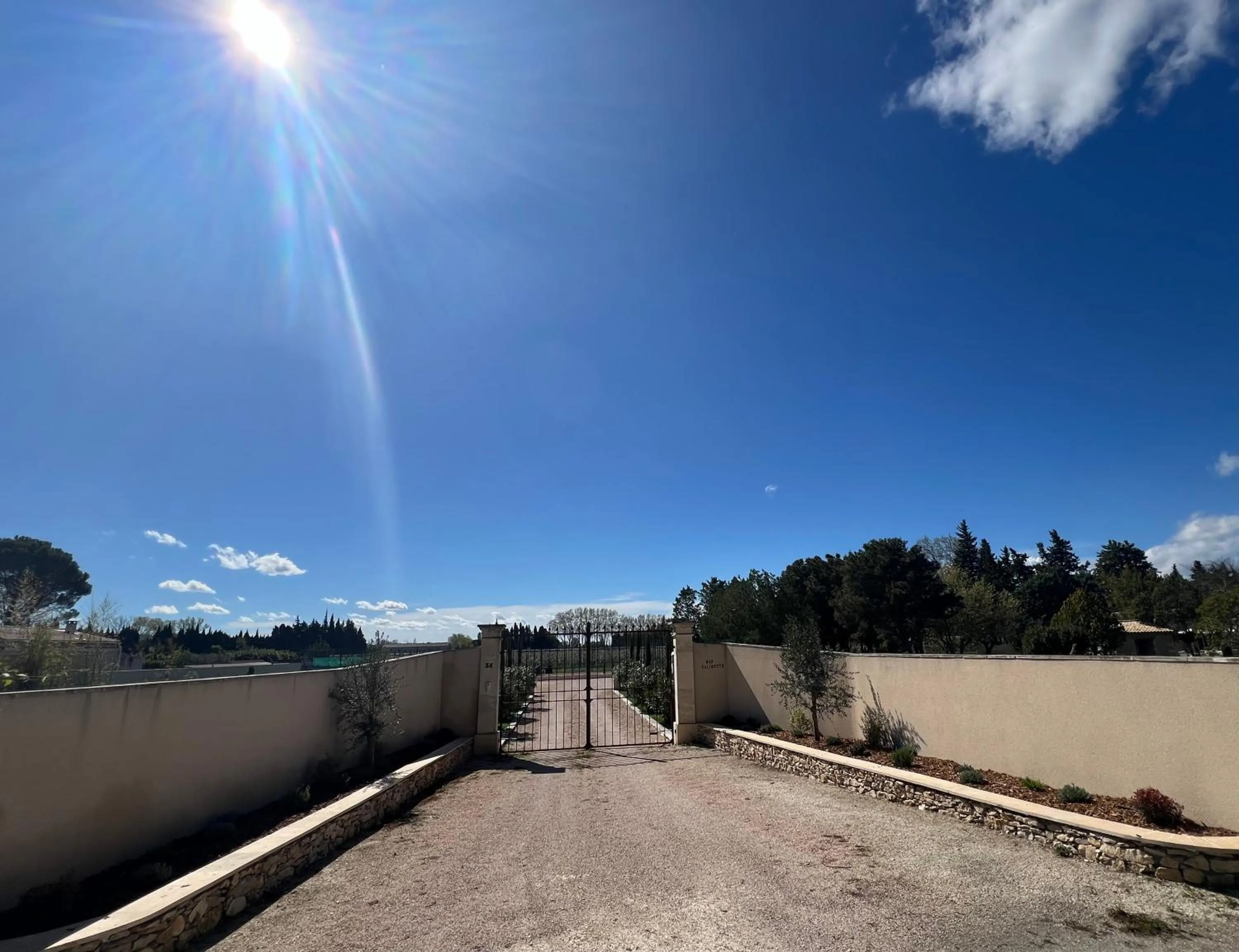 Facade/entrance in Mas Galinette