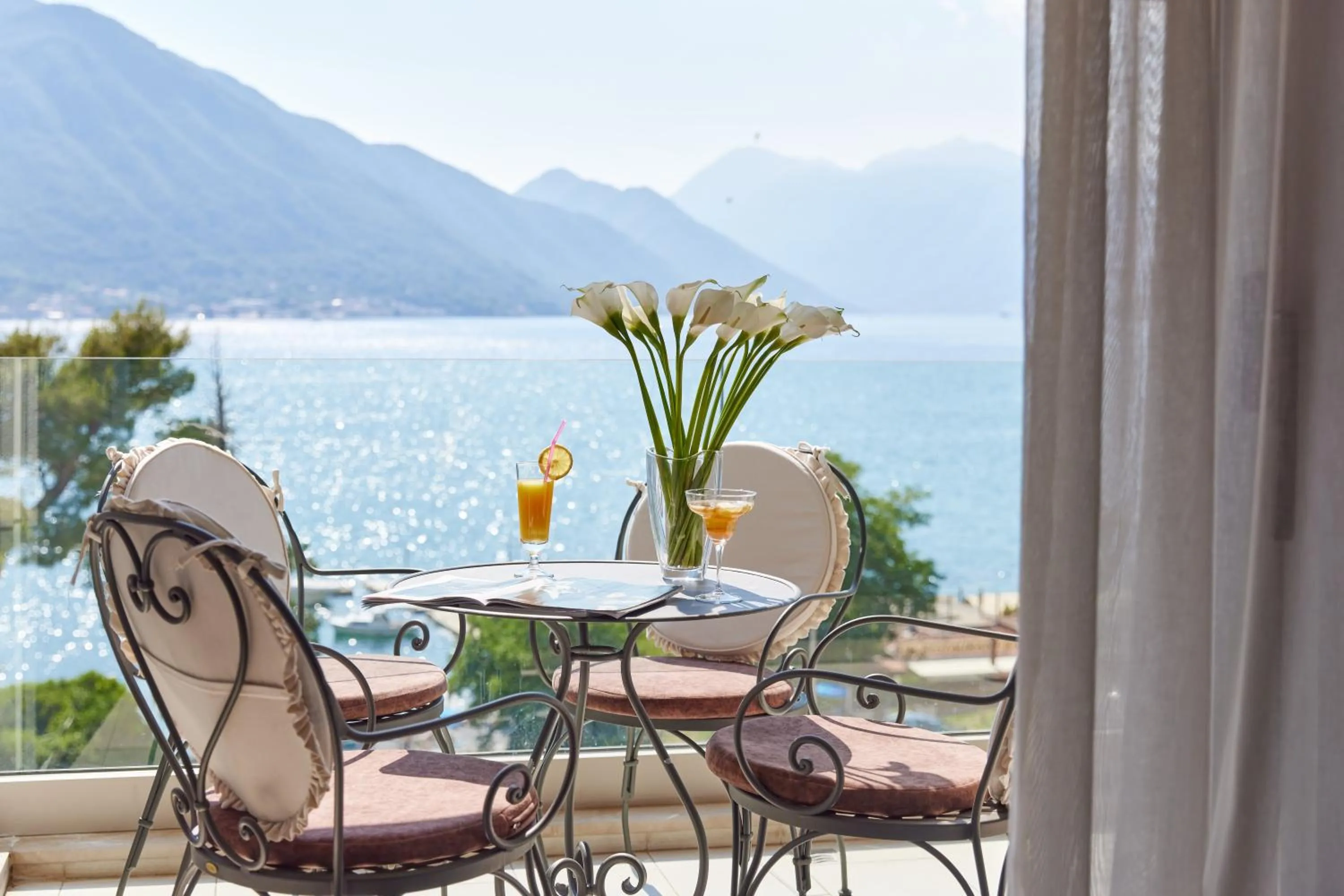 The View - Near the Beach with Stunning Views