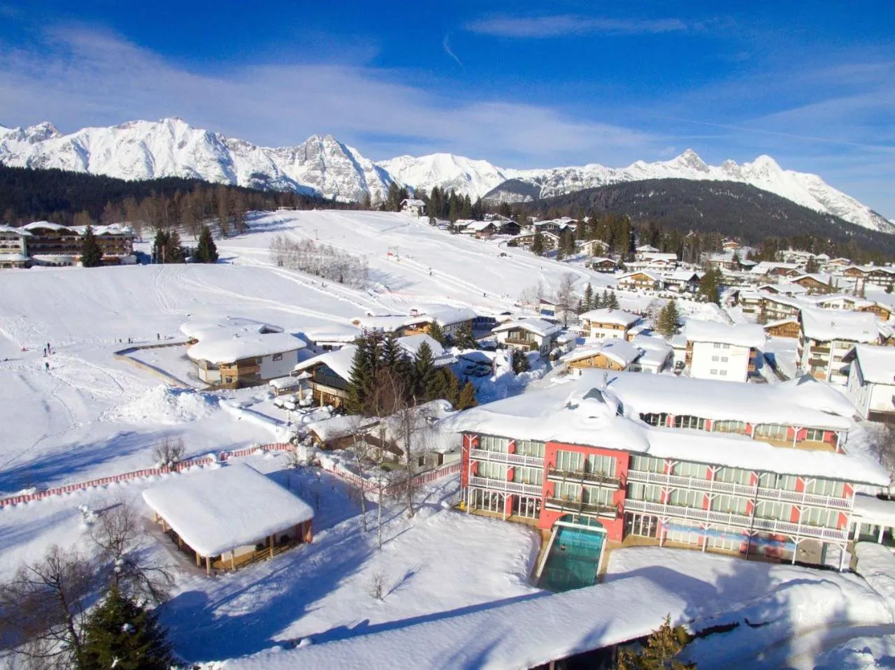 Property building in Das Hotel Eden - Das Aktiv- & Wohlfühlhotel in Tirol auf 1200m Höhe