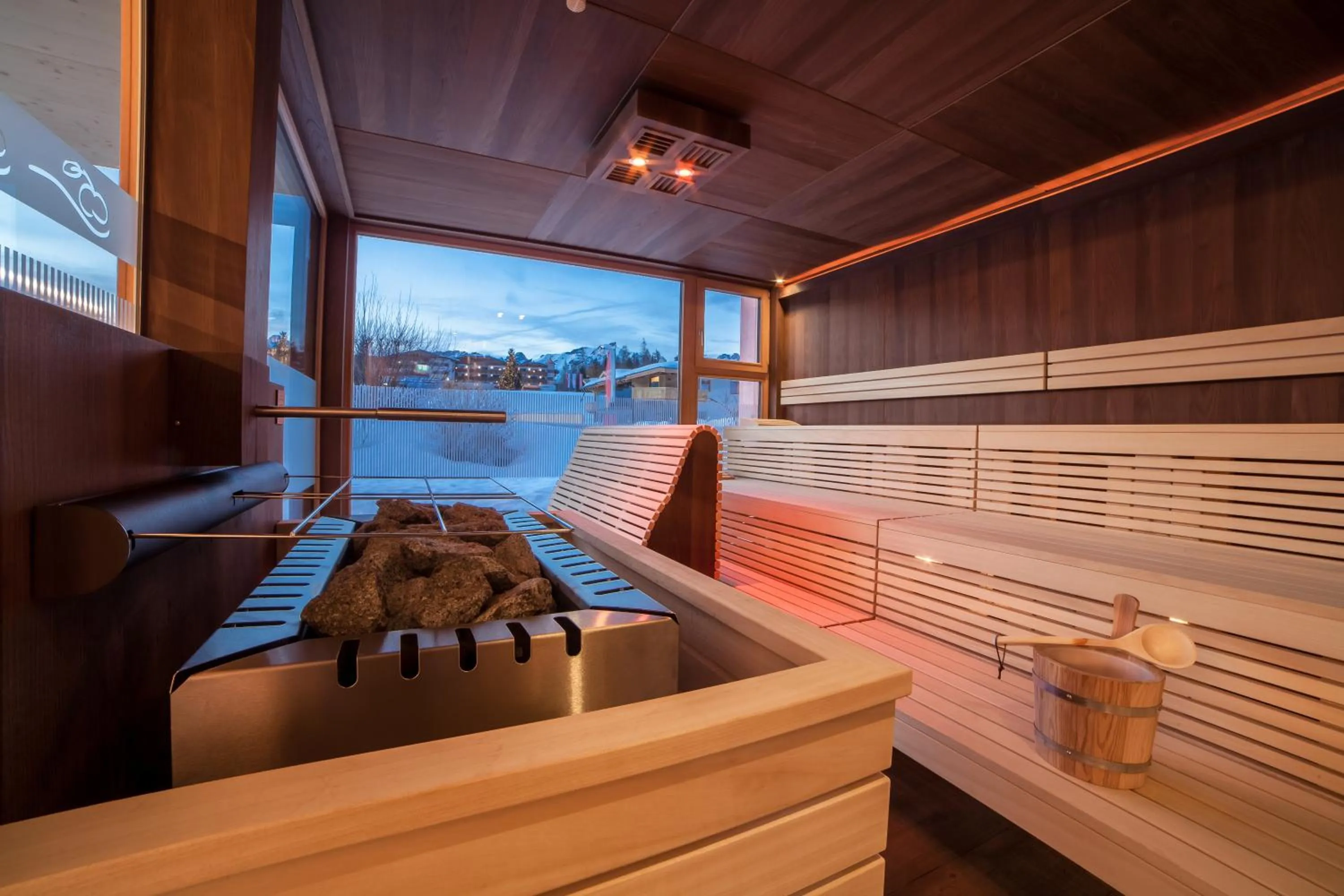 Sauna in Das Hotel Eden - Das Aktiv- & Wohlfühlhotel in Tirol auf 1200m Höhe