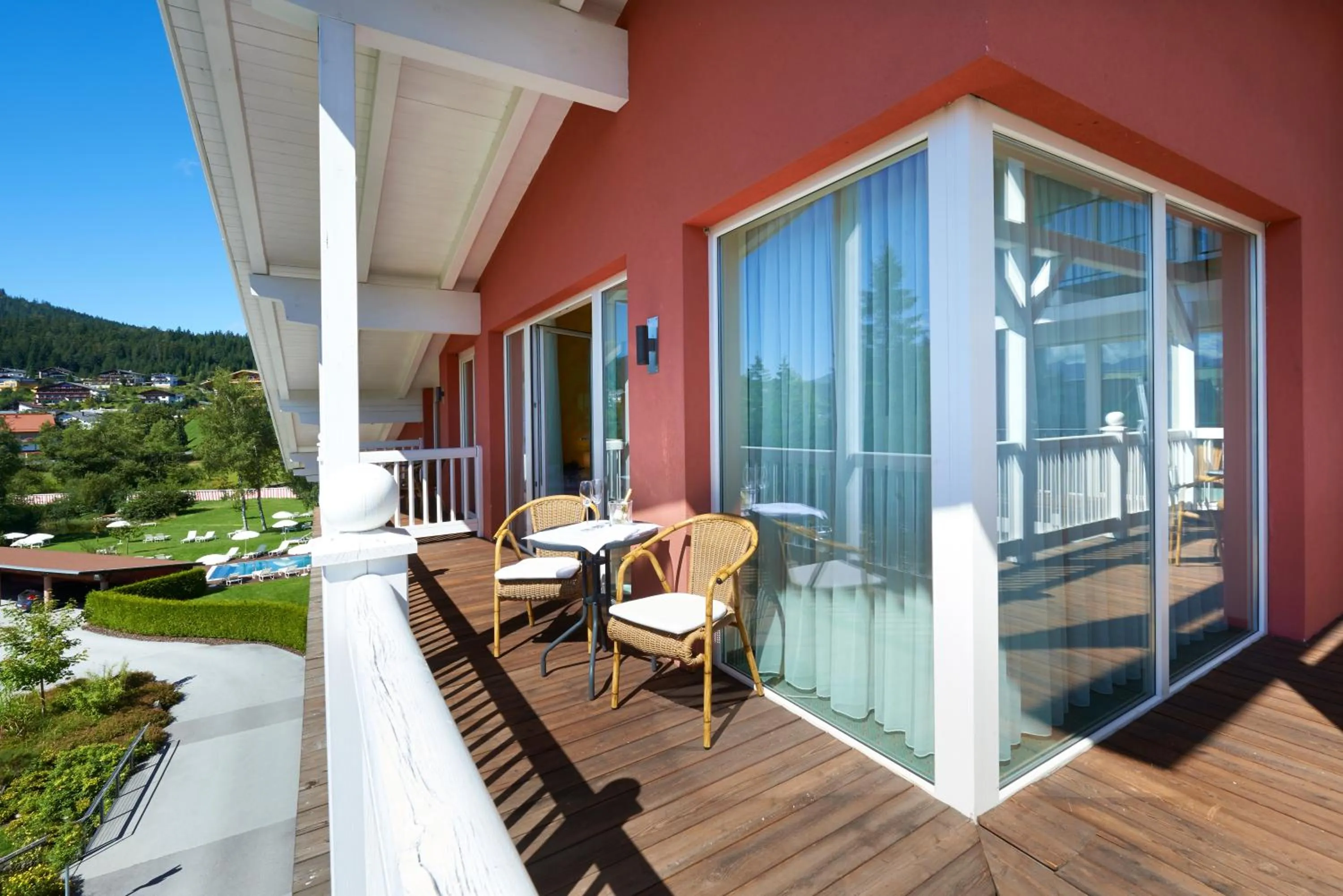 Balcony/Terrace in Das Hotel Eden - Das Aktiv- & Wohlfühlhotel in Tirol auf 1200m Höhe