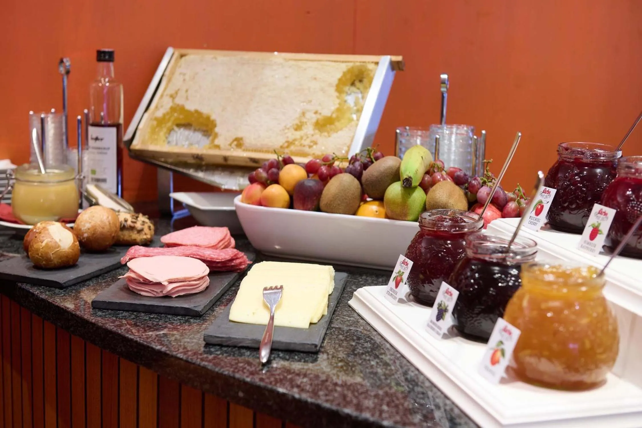 Breakfast in Das Hotel Eden - Das Aktiv- & Wohlfühlhotel in Tirol auf 1200m Höhe