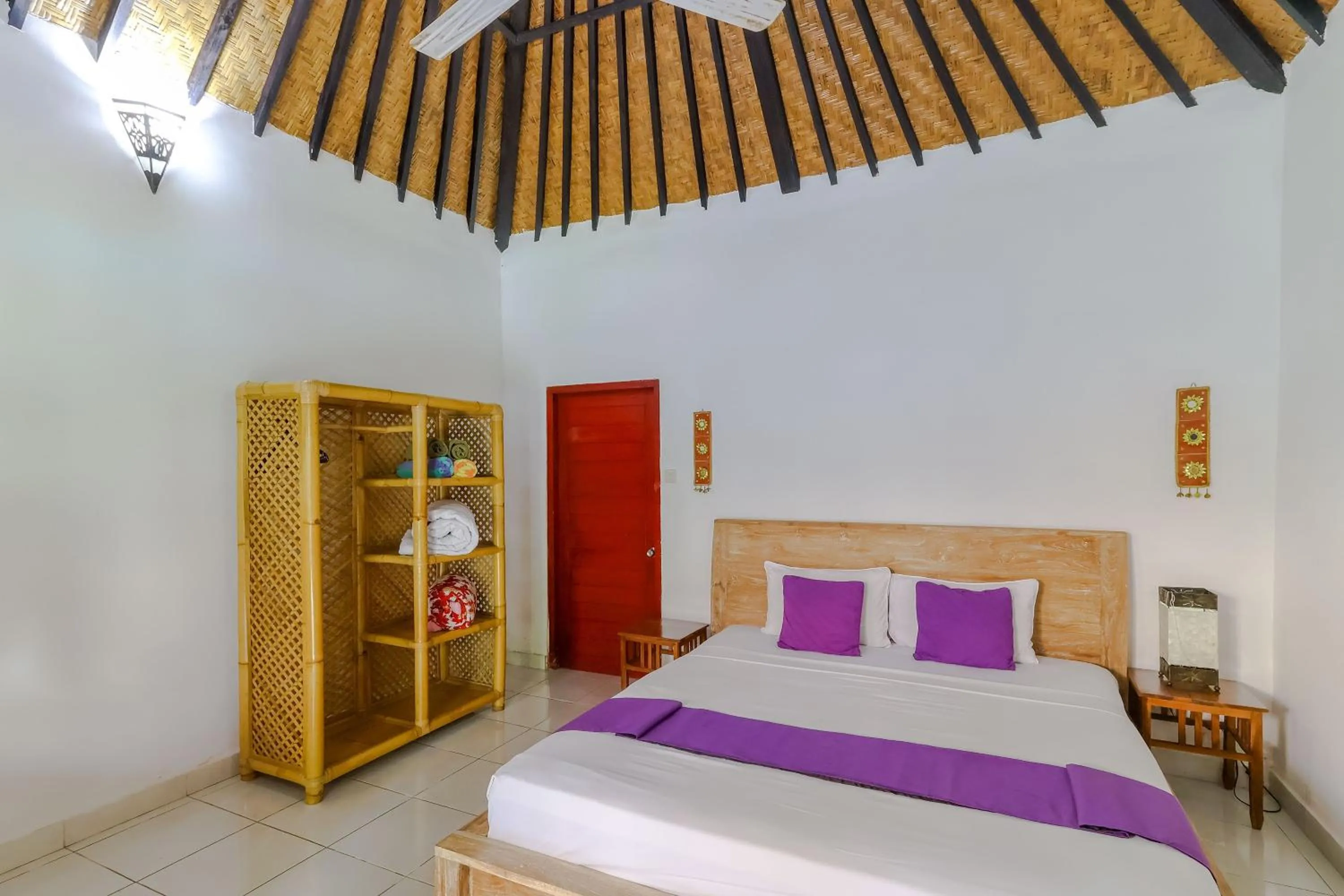 Bedroom, Bed in Taman Lituhayu Cottages Ubud